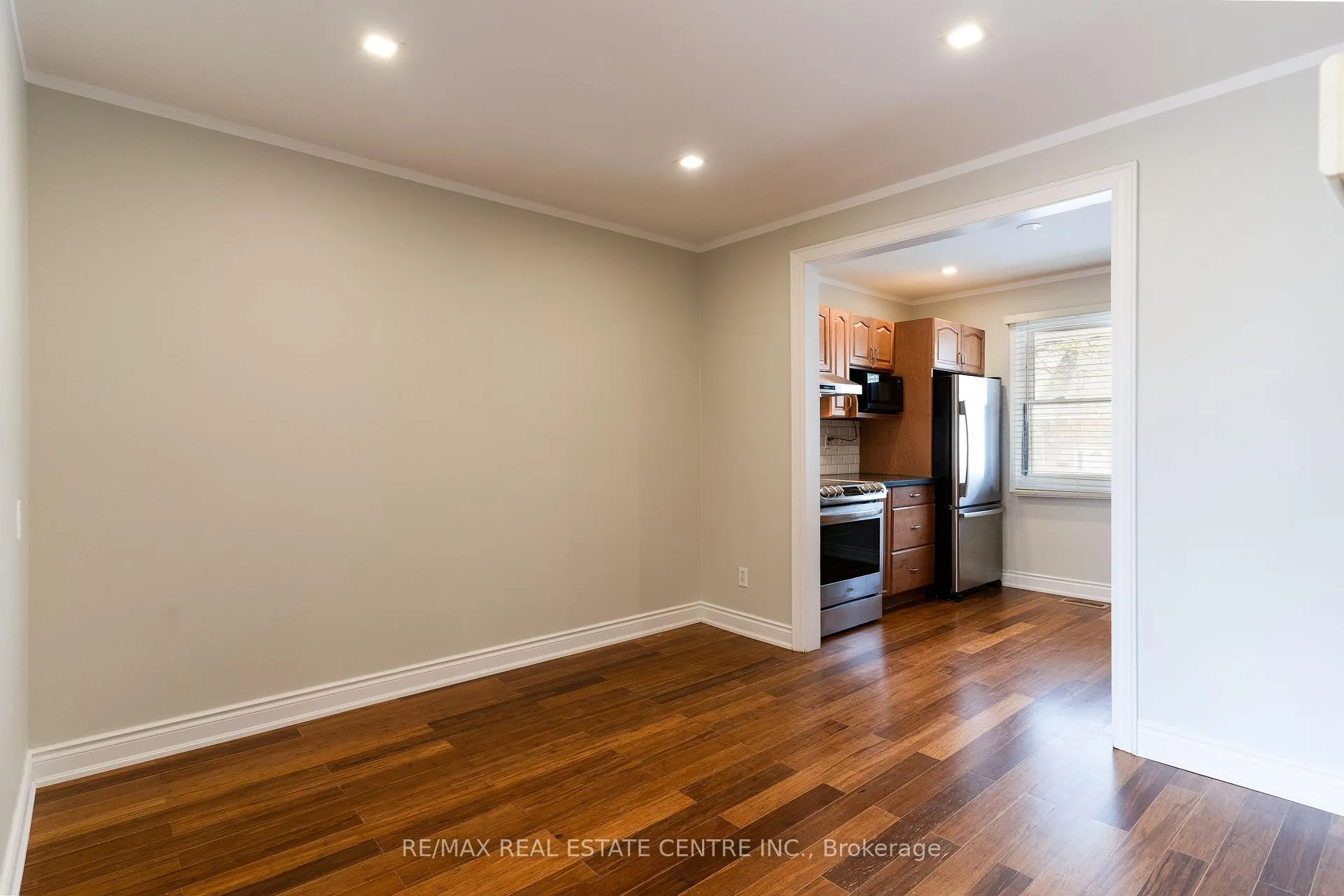 Photo 9 of Unit 3, 85 Albright Road, Hamilton, Vincent — HOMEH