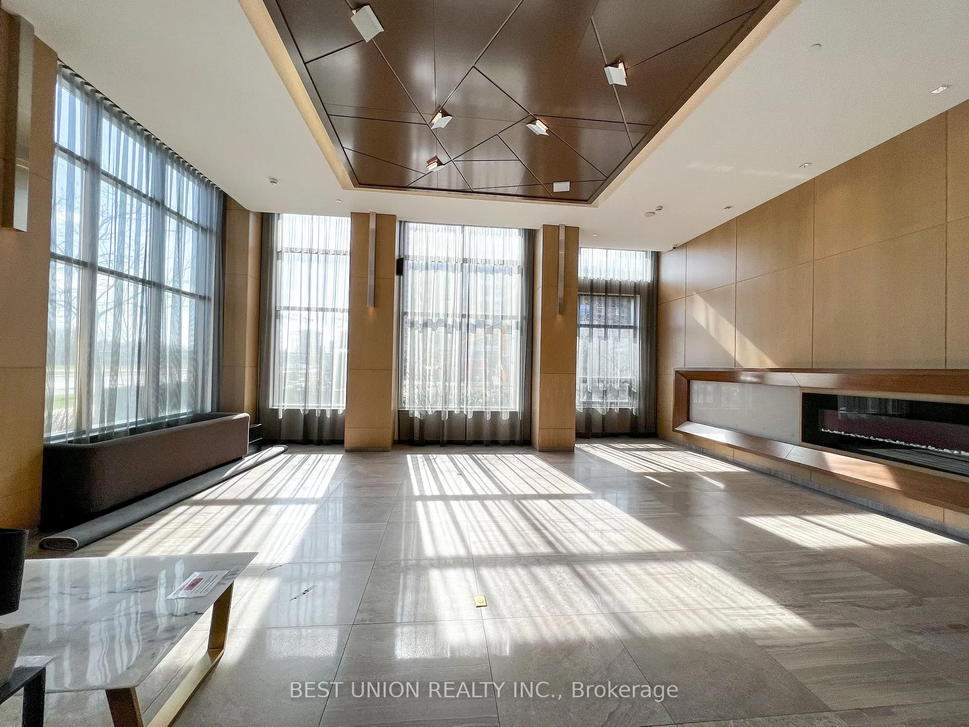 Photo 5 of Unit RG08, 18 Uptown Drive, Markham, Unionville — HOMEH