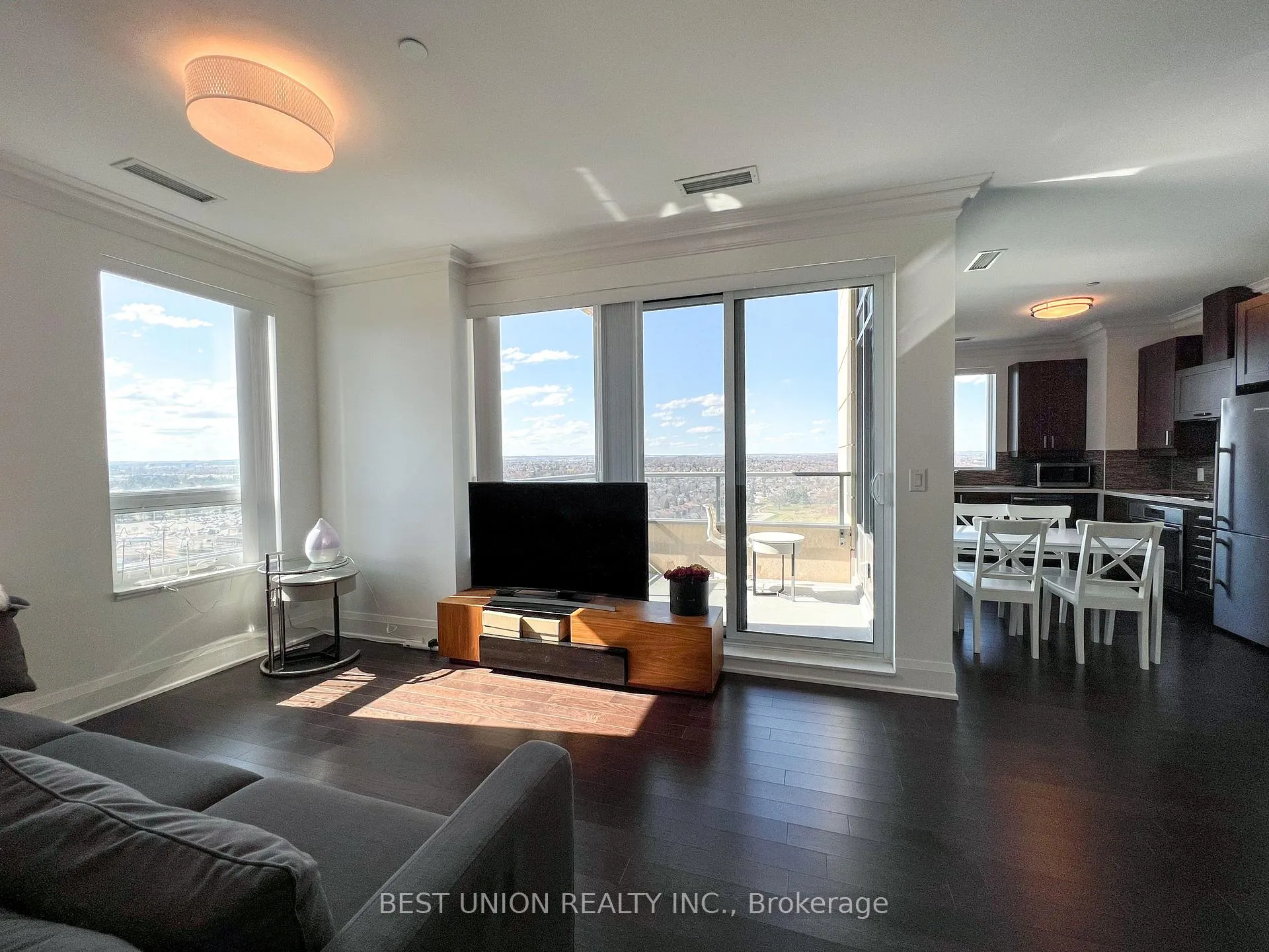 Photo 10 of Unit RG08, 18 Uptown Drive, Markham, Unionville — HOMEH
