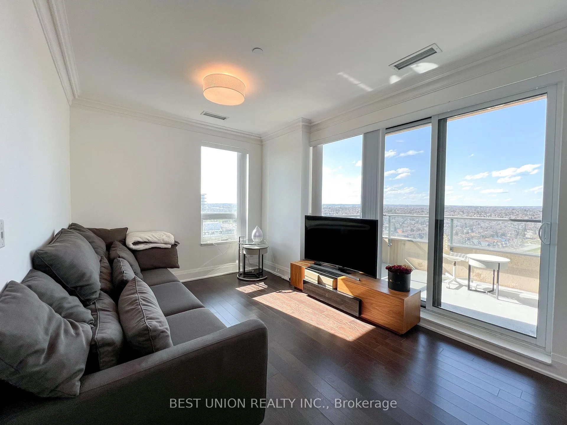 Photo 17 of Unit RG08, 18 Uptown Drive, Markham, Unionville — HOMEH