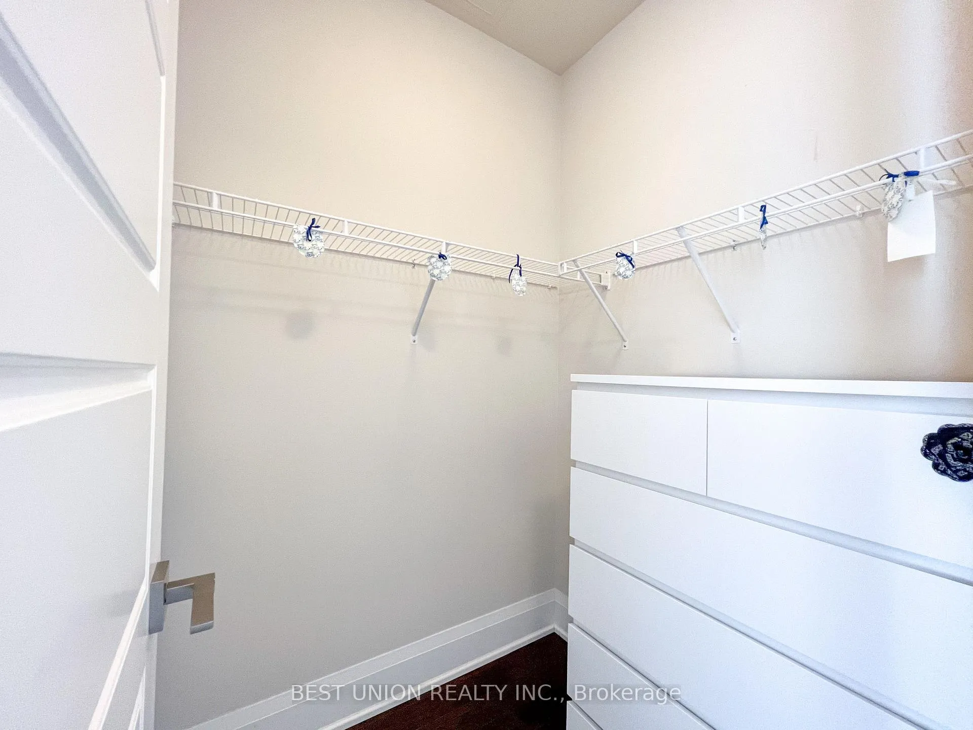 Photo 18 of Unit RG08, 18 Uptown Drive, Markham, Unionville — HOMEH