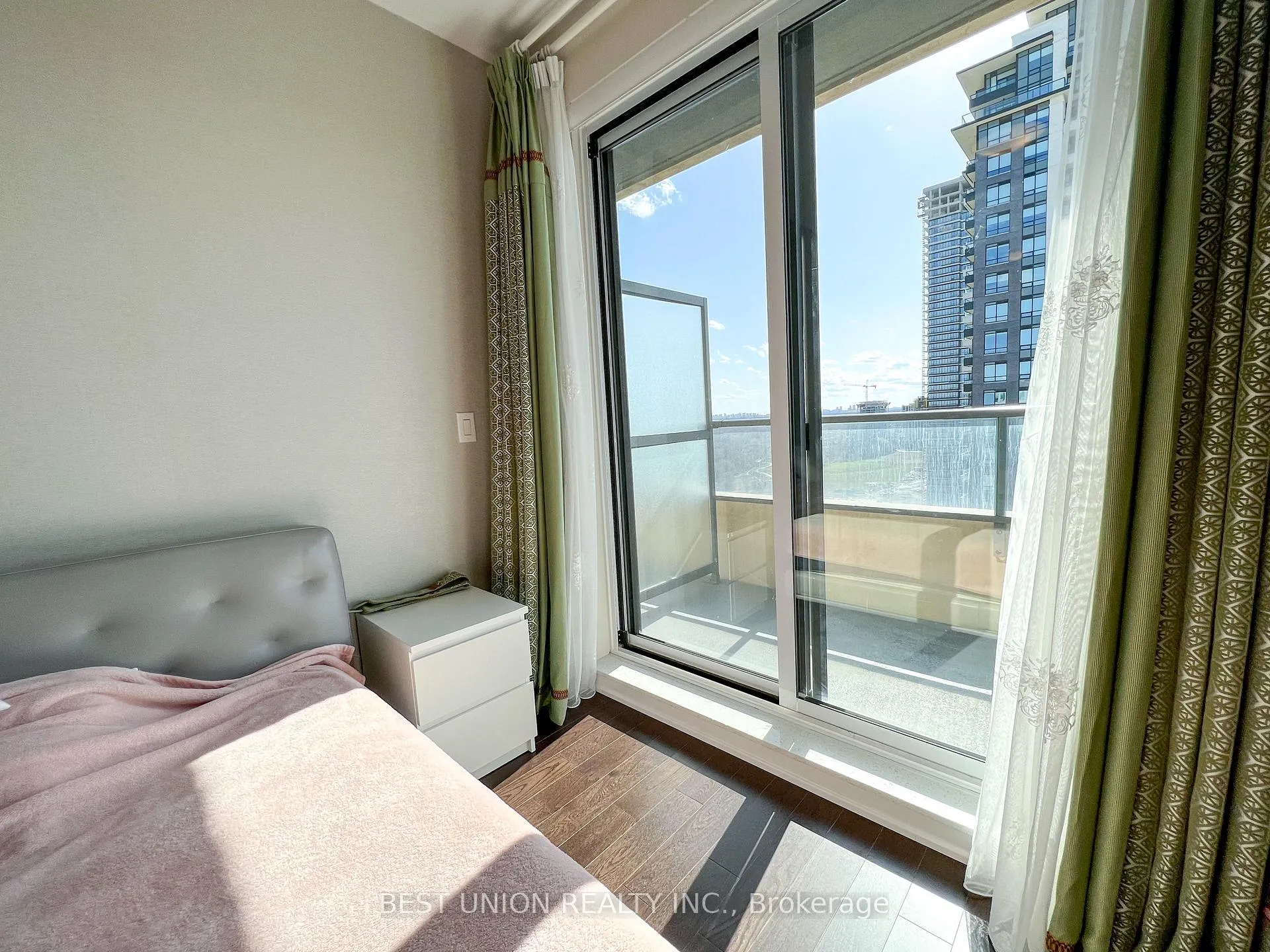 Photo 26 of Unit RG08, 18 Uptown Drive, Markham, Unionville — HOMEH