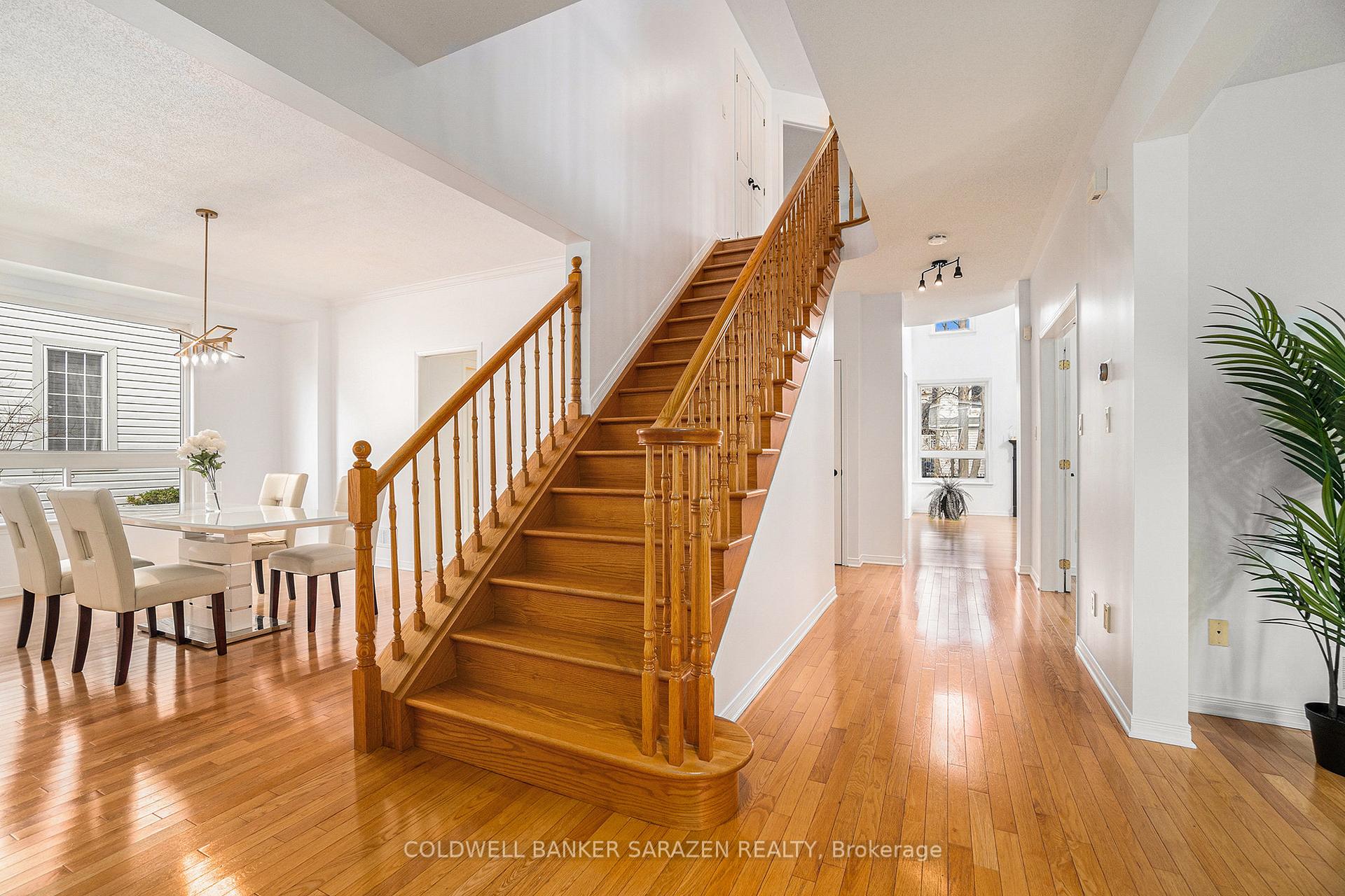 Photo 5 of 9 Leatherwood Crescent, Ottawa, Barrhaven - Stonebridge — HOMEH
