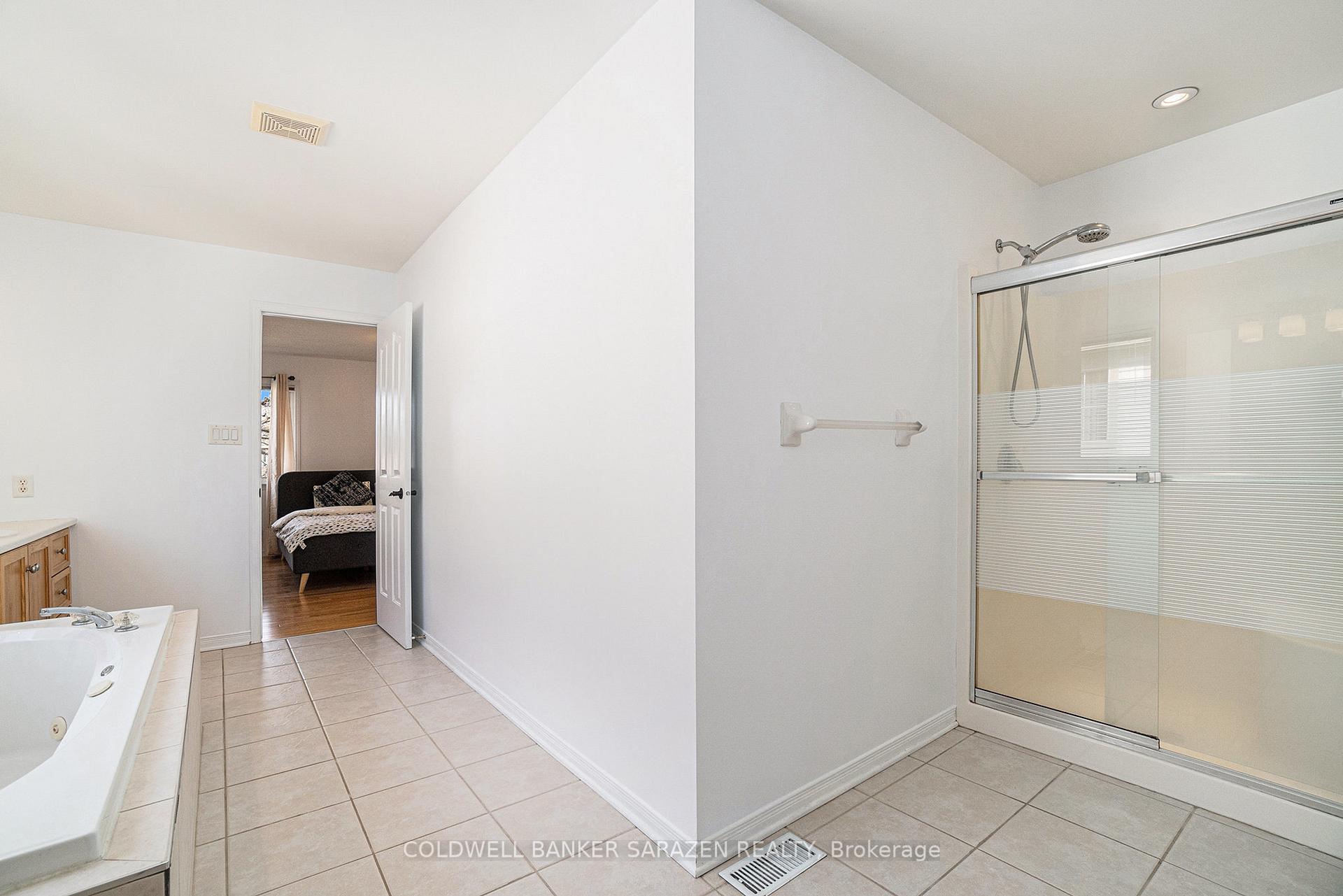 Photo 20 of 9 Leatherwood Crescent, Ottawa, Barrhaven - Stonebridge — HOMEH
