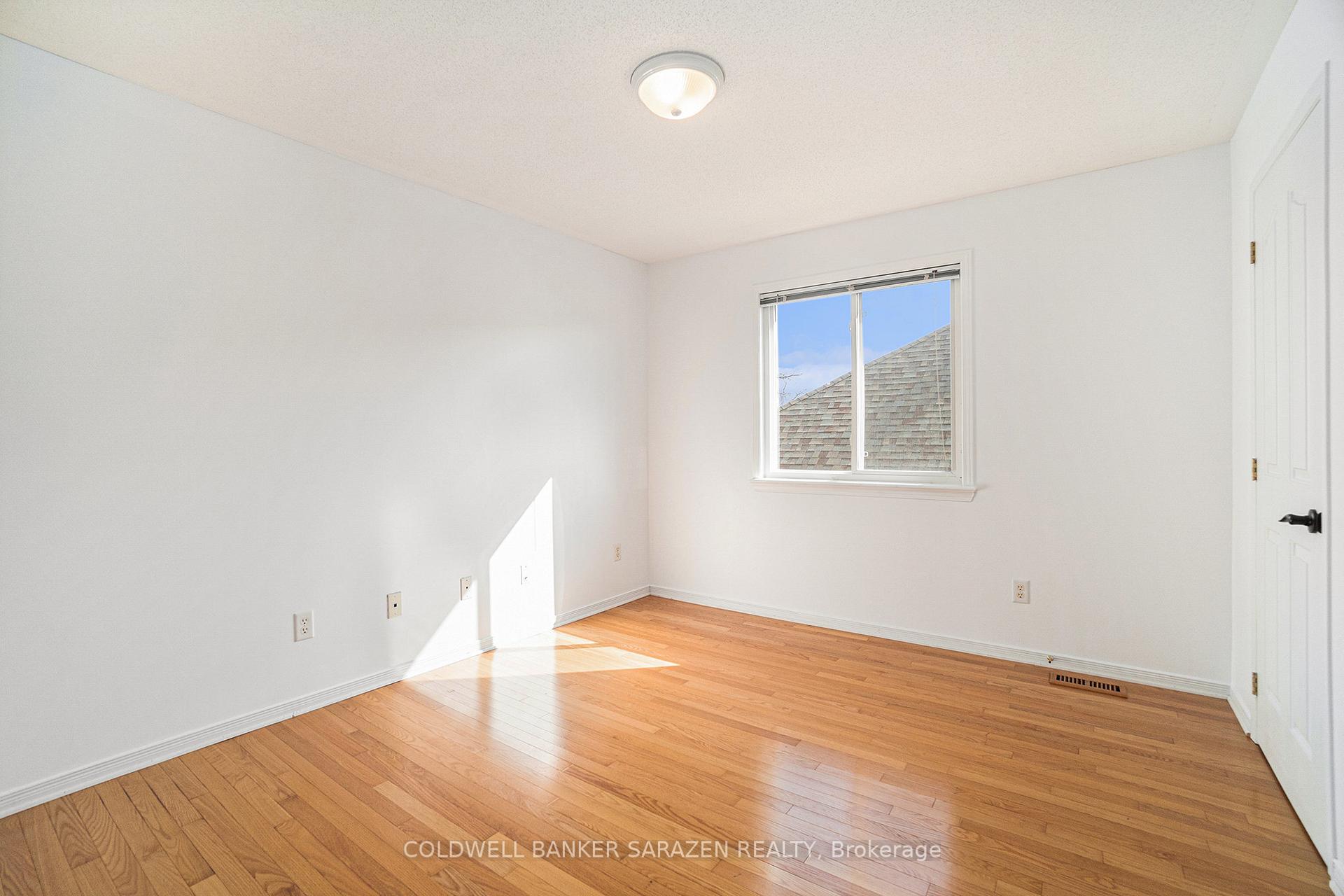 Photo 23 of 9 Leatherwood Crescent, Ottawa, Barrhaven - Stonebridge — HOMEH