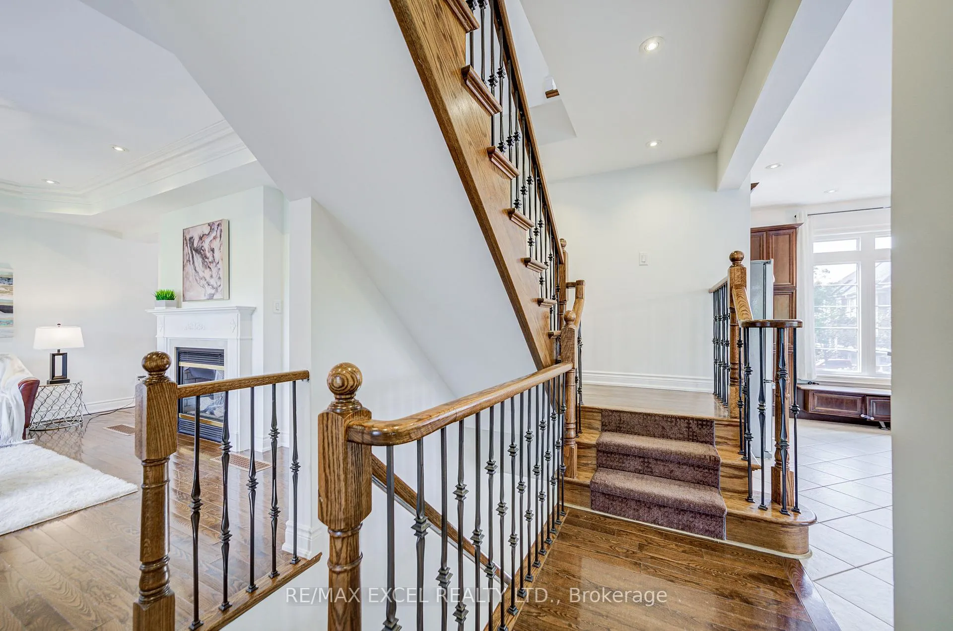 Photo 8 of 144 Chapman Court, Aurora, Aurora Grove — HOMEH
