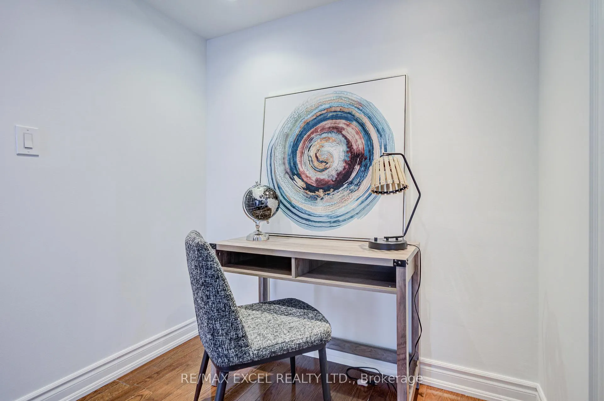 Photo 25 of 144 Chapman Court, Aurora, Aurora Grove — HOMEH
