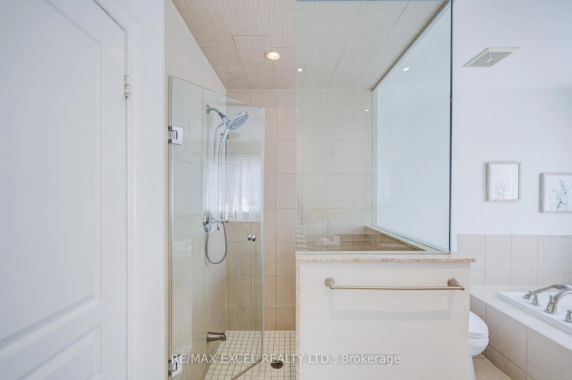 Photo 34 of 144 Chapman Court, Aurora, Aurora Grove — HOMEH