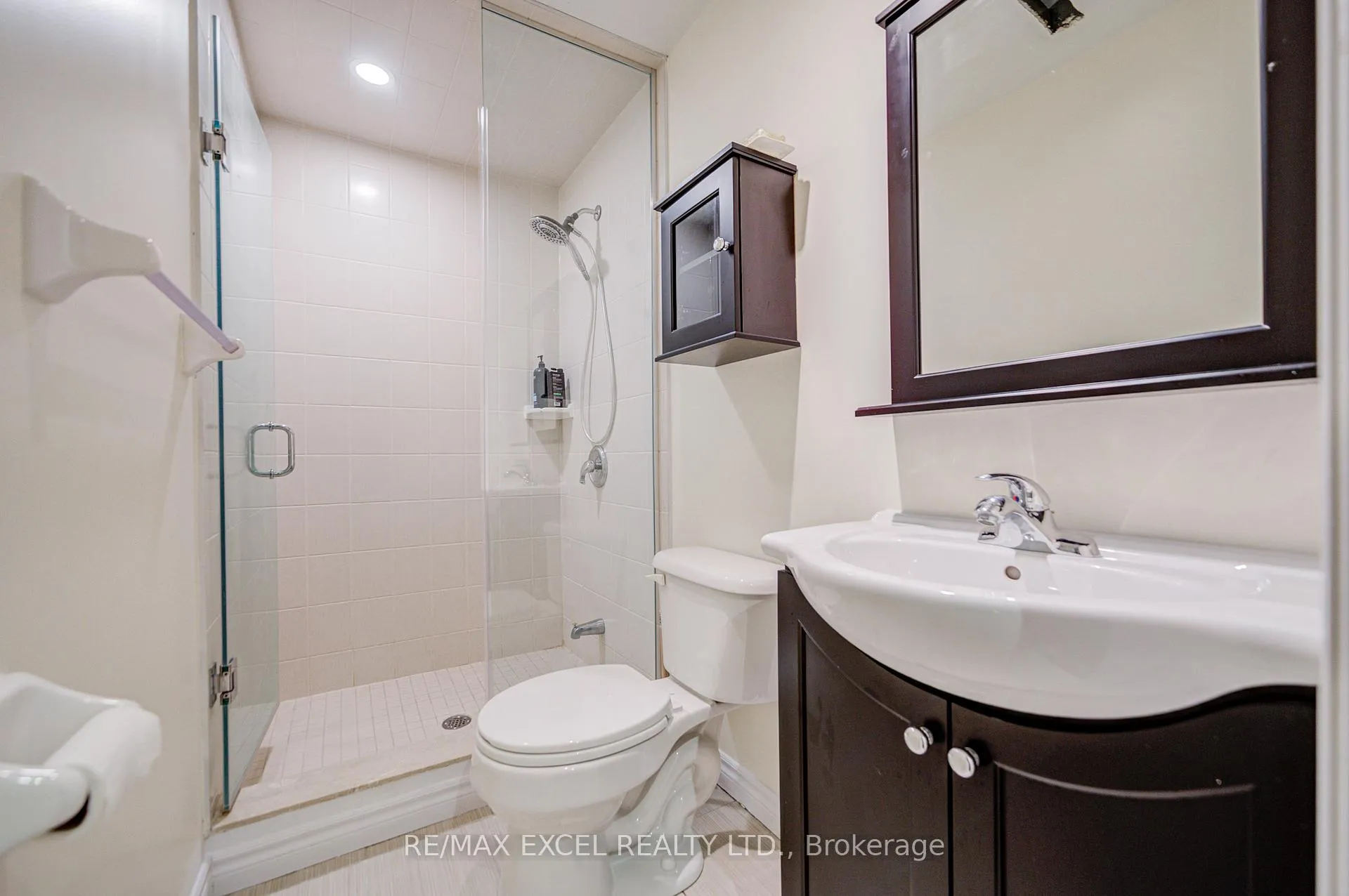 Photo 38 of 144 Chapman Court, Aurora, Aurora Grove — HOMEH