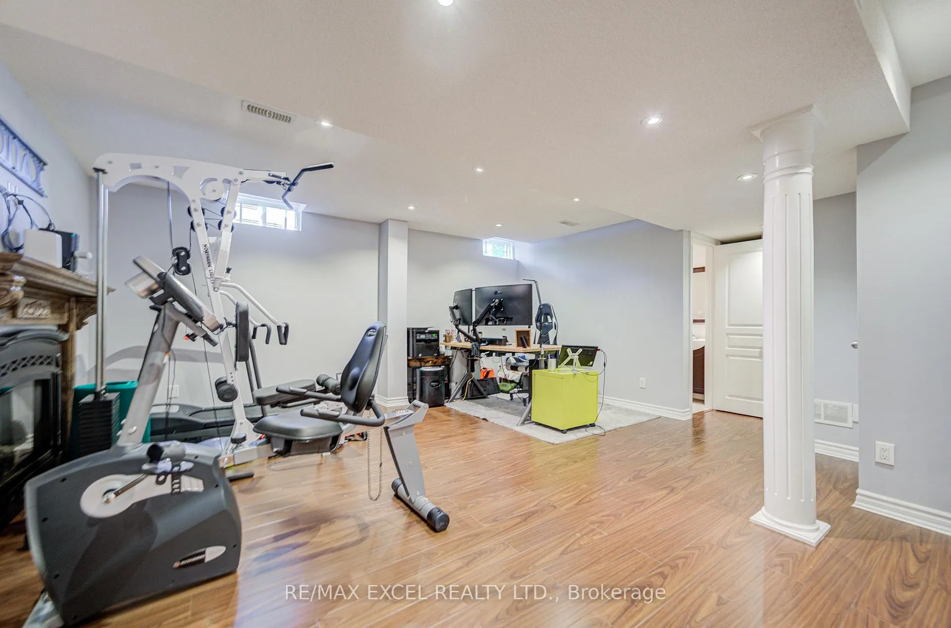Photo 50 of 144 Chapman Court, Aurora, Aurora Grove — HOMEH