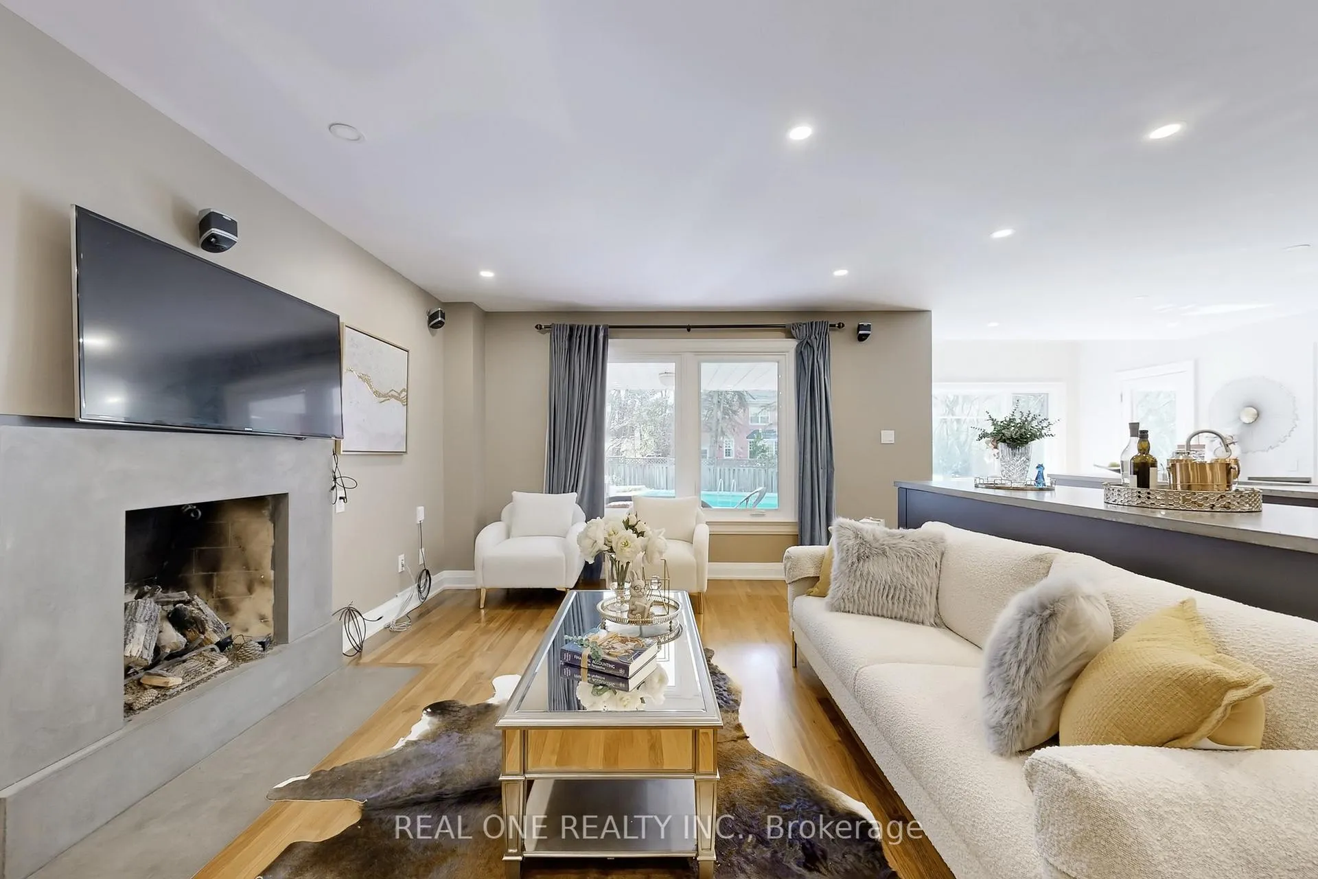 Photo 13 of 113 Longwater Chase, Markham, Unionville — HOMEH