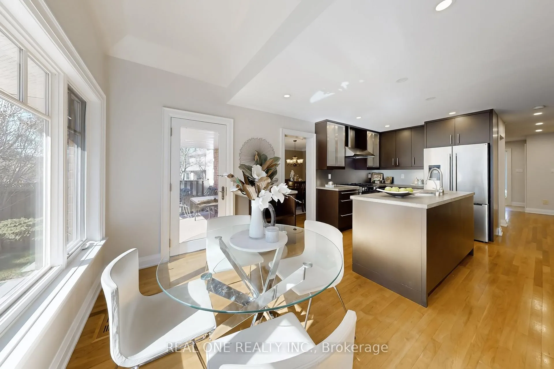 Photo 17 of 113 Longwater Chase, Markham, Unionville — HOMEH
