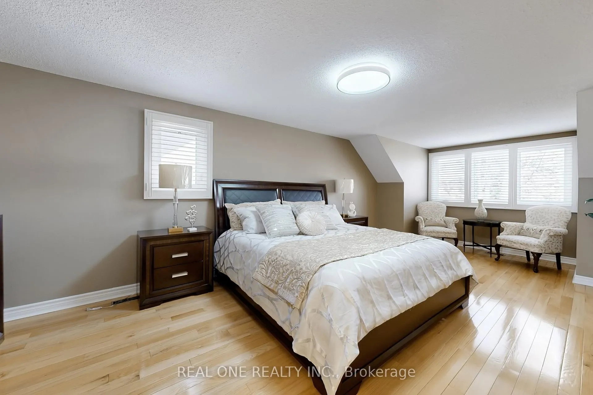 Photo 31 of 113 Longwater Chase, Markham, Unionville — HOMEH
