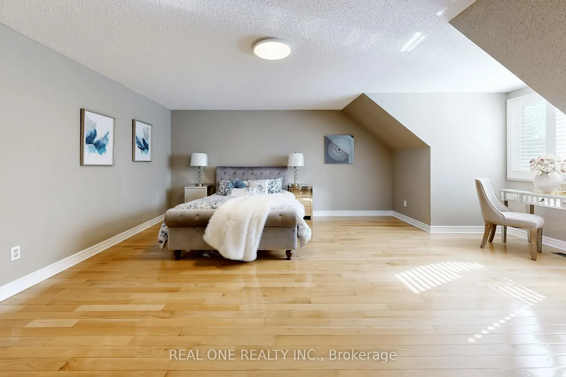 Photo 39 of 113 Longwater Chase, Markham, Unionville — HOMEH