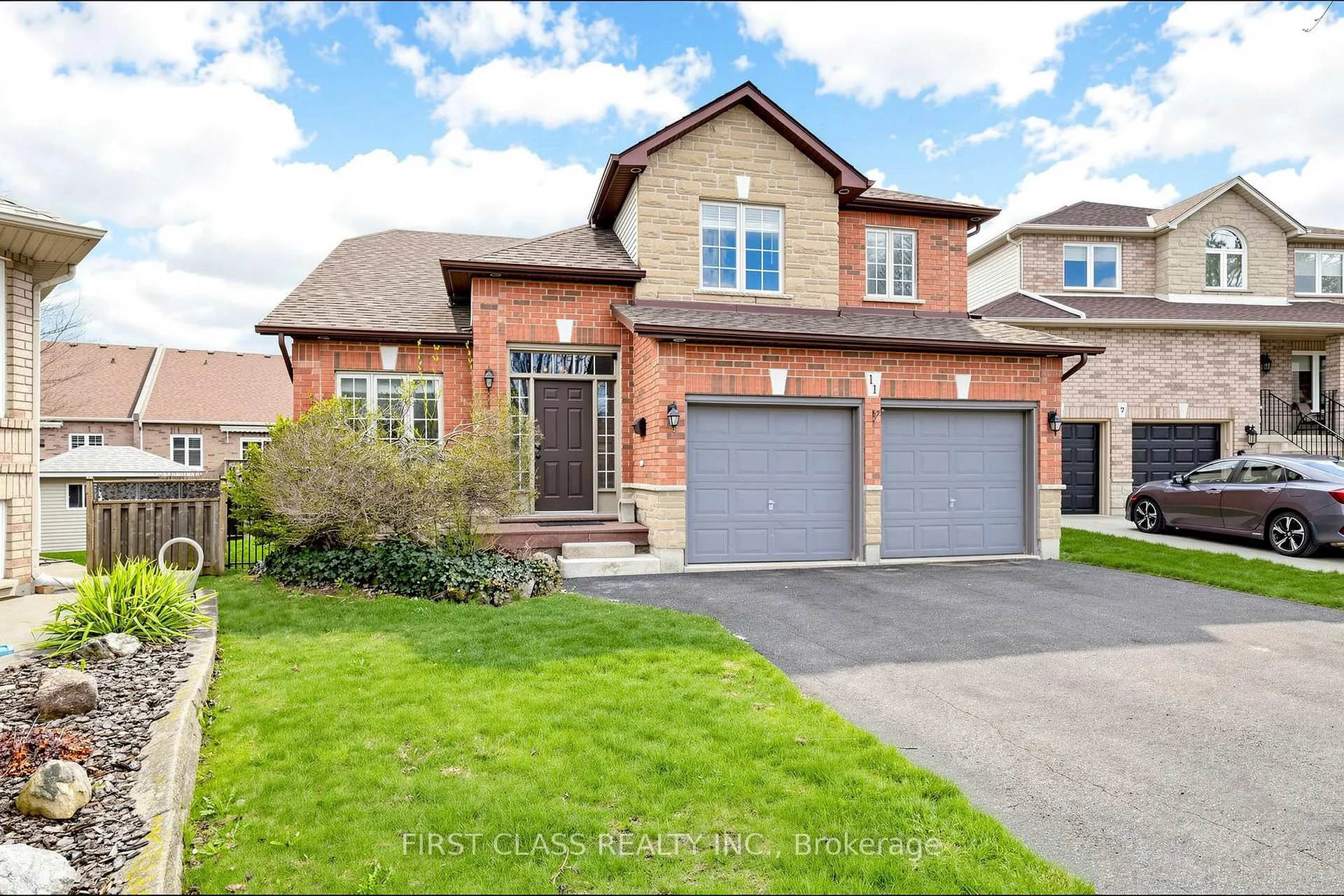 Photo 1 of 11 Diamond Court, Hamilton, Mountview — HOMEH
