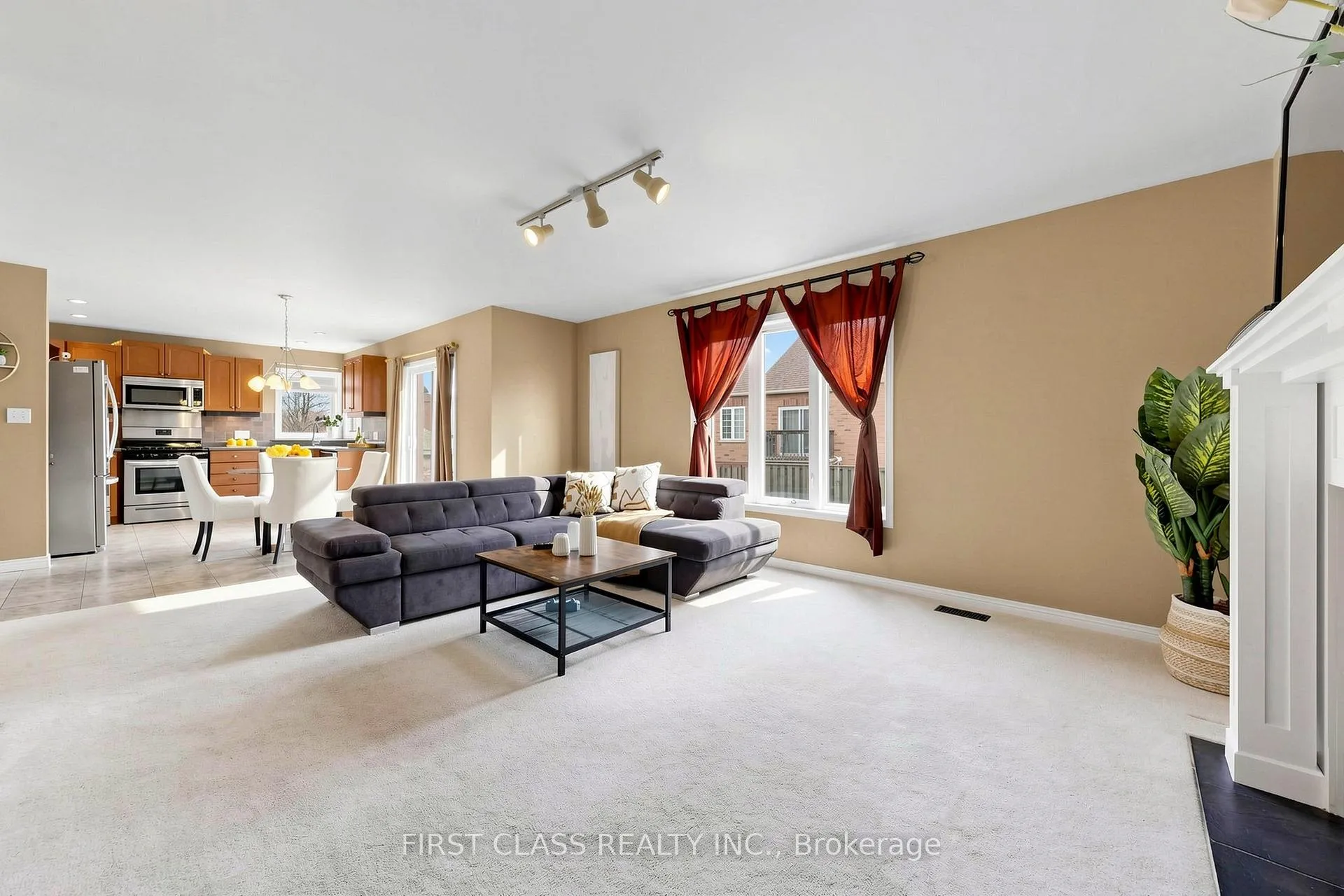 Photo 13 of 11 Diamond Court, Hamilton, Mountview — HOMEH