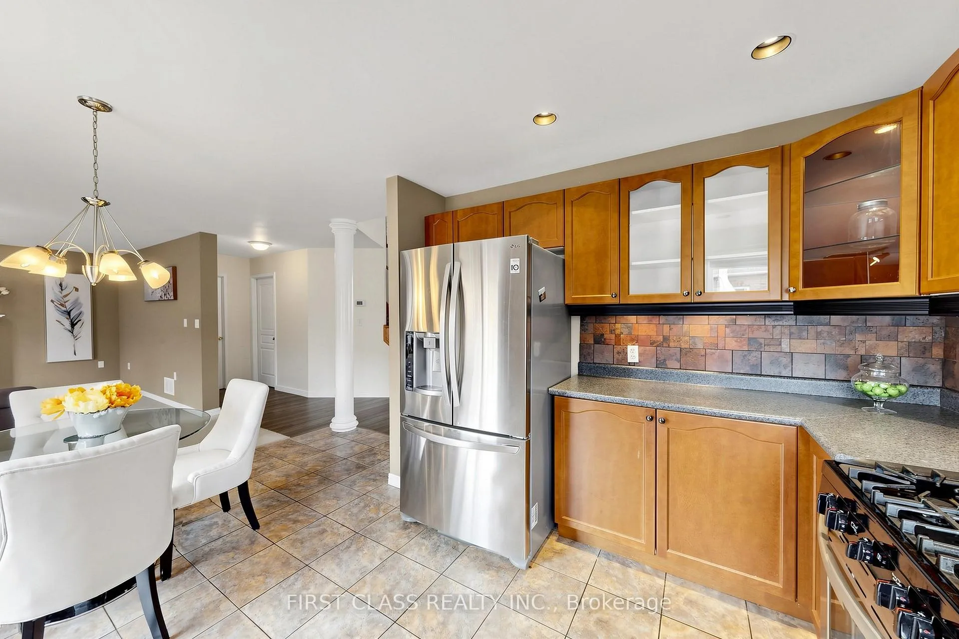Photo 18 of 11 Diamond Court, Hamilton, Mountview — HOMEH