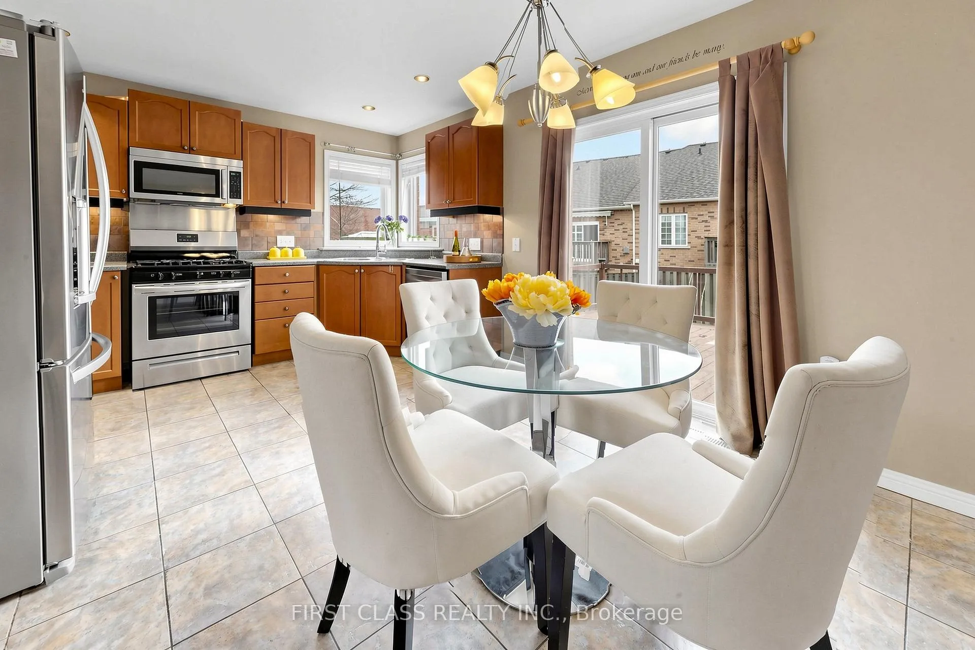 Photo 21 of 11 Diamond Court, Hamilton, Mountview — HOMEH
