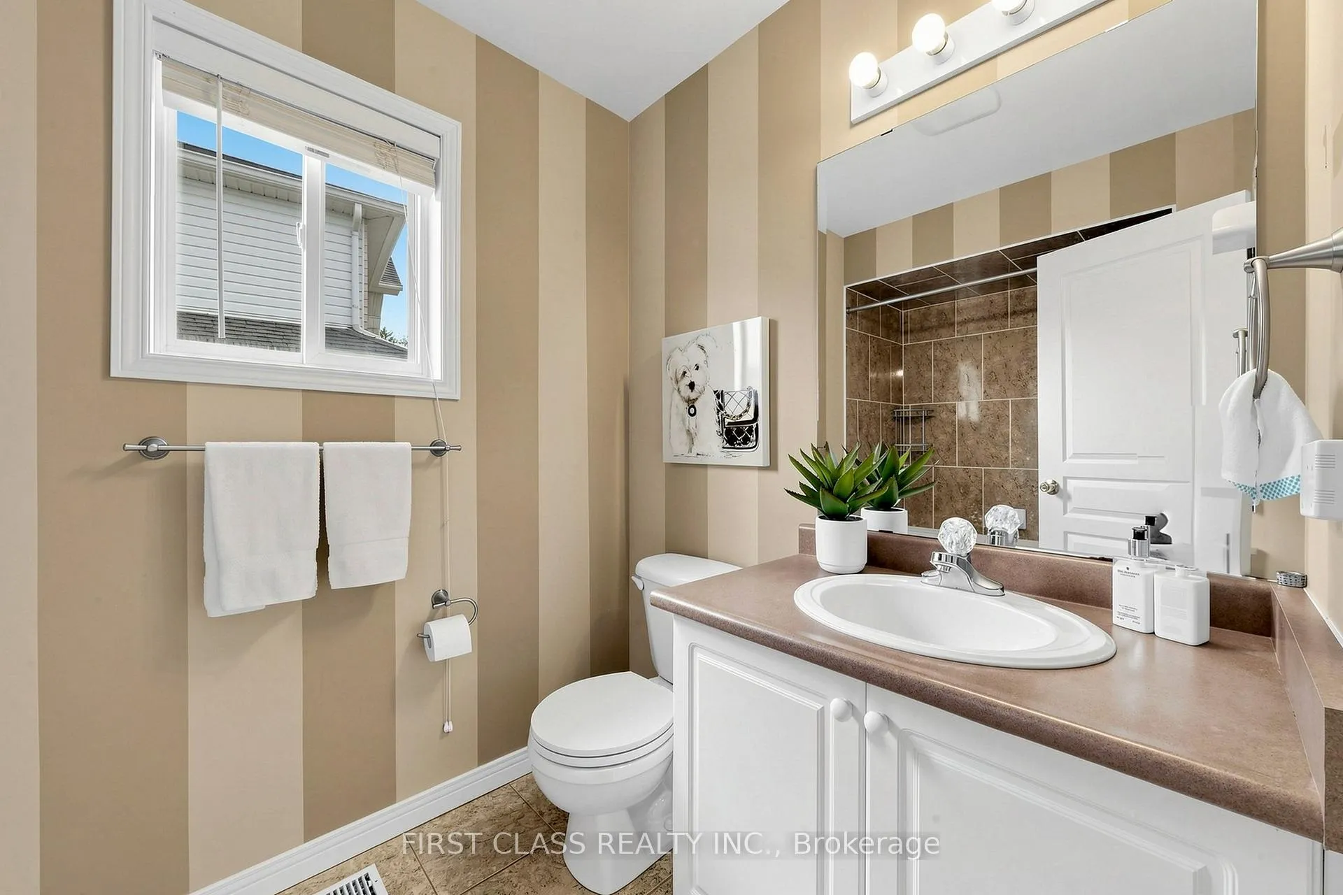 Photo 40 of 11 Diamond Court, Hamilton, Mountview — HOMEH