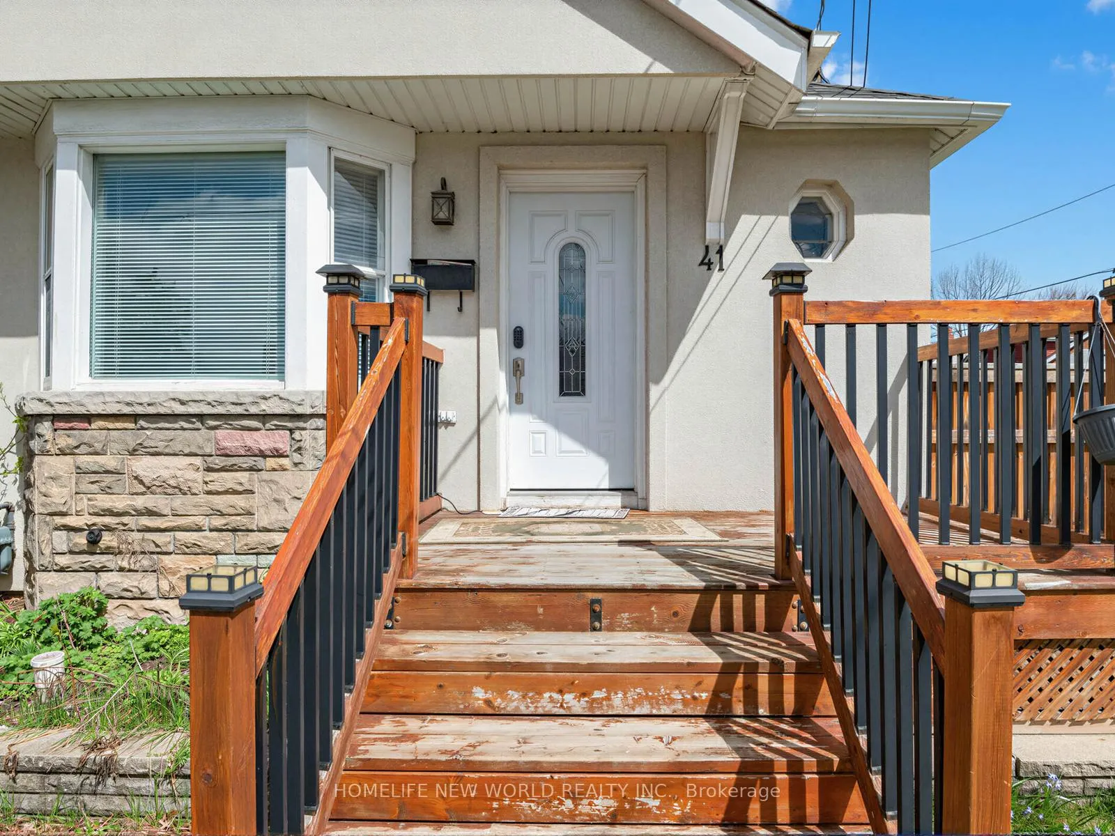 Photo 3 of Unit Main, 41 Binswood Avenue, Toronto, East York — HOMEH