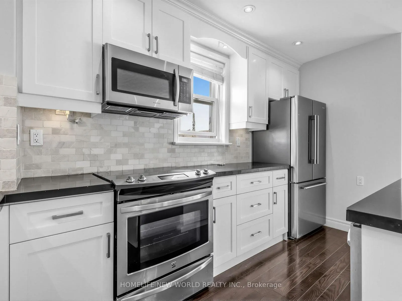 Photo 13 of Unit Main, 41 Binswood Avenue, Toronto, East York — HOMEH