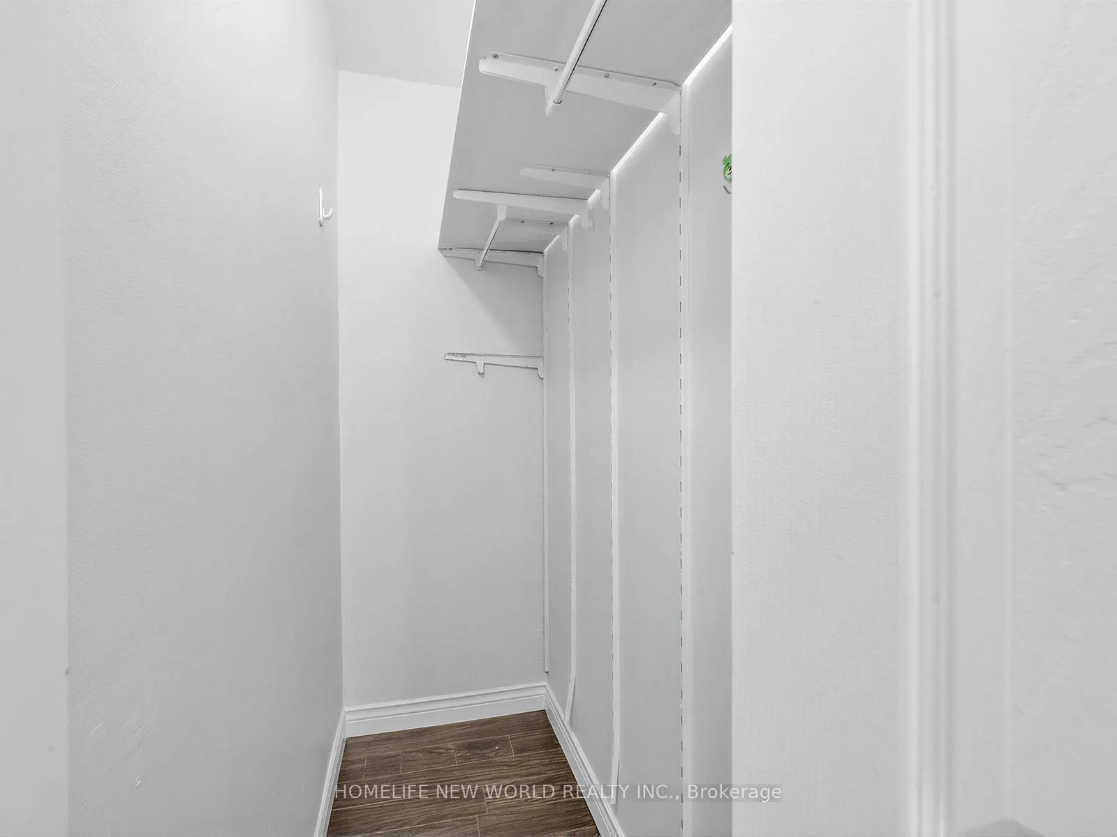Photo 22 of Unit Main, 41 Binswood Avenue, Toronto, East York — HOMEH