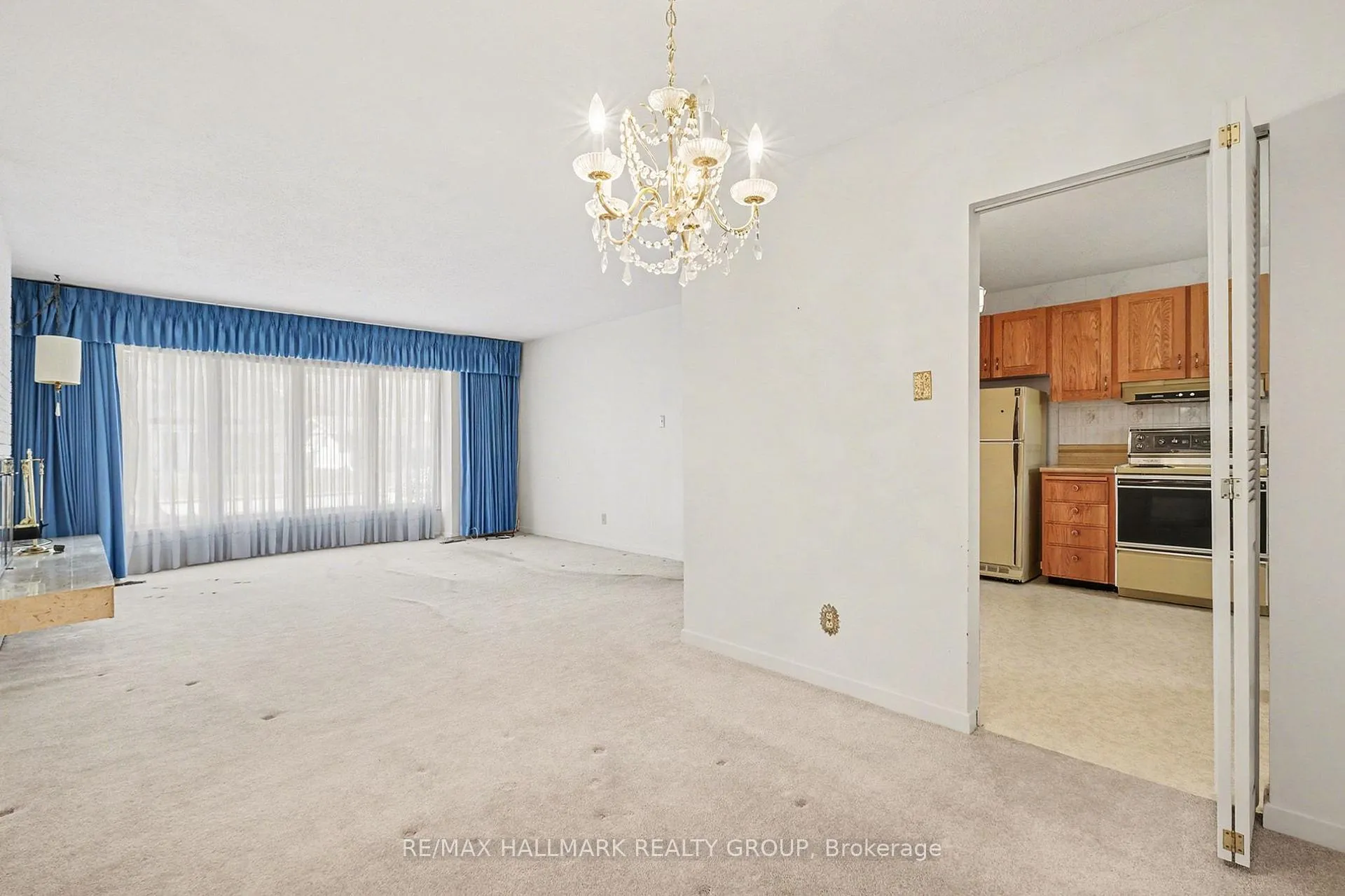 Photo 7 of 13 Beaumaris Drive, Ottawa, Bruce Farm/Graham Park/Qualicum/Bellands — HOMEH