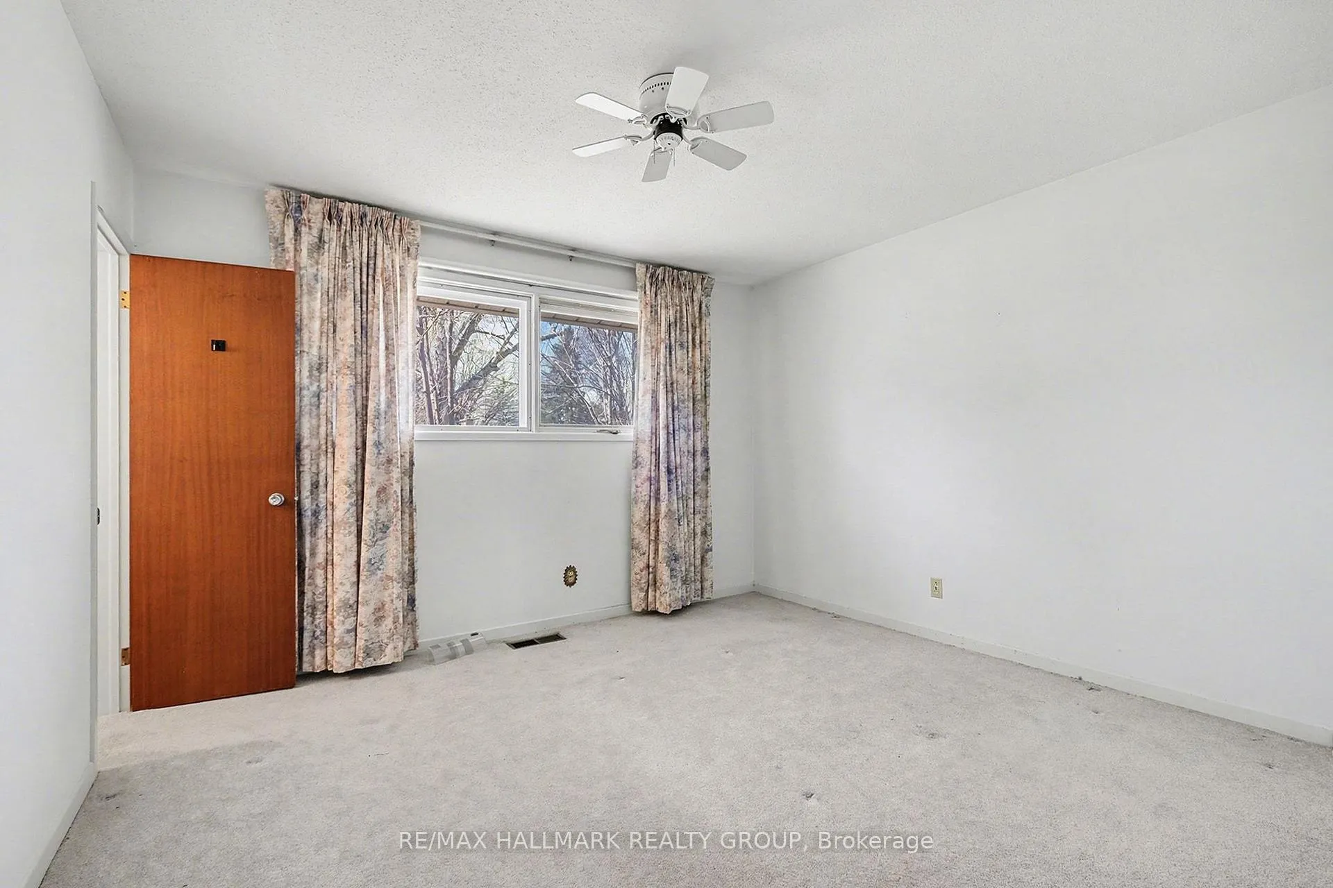 Photo 14 of 13 Beaumaris Drive, Ottawa, Bruce Farm/Graham Park/Qualicum/Bellands — HOMEH