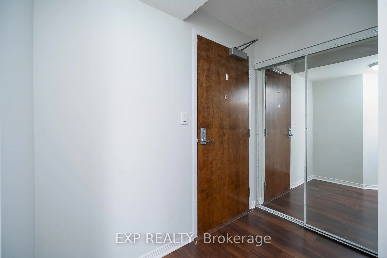 Photo 7 of Unit 519, 4600 Steeles Avenue E, Markham, Milliken Mills East — HOMEH