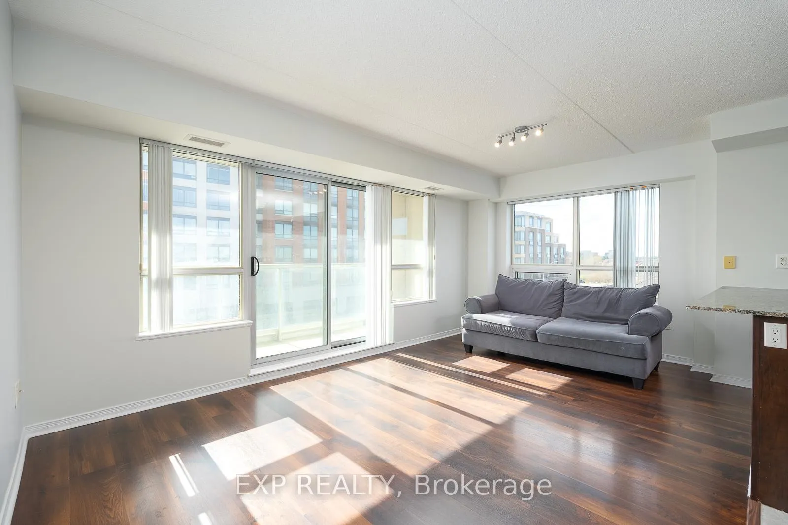 Photo 10 of Unit 519, 4600 Steeles Avenue E, Markham, Milliken Mills East — HOMEH