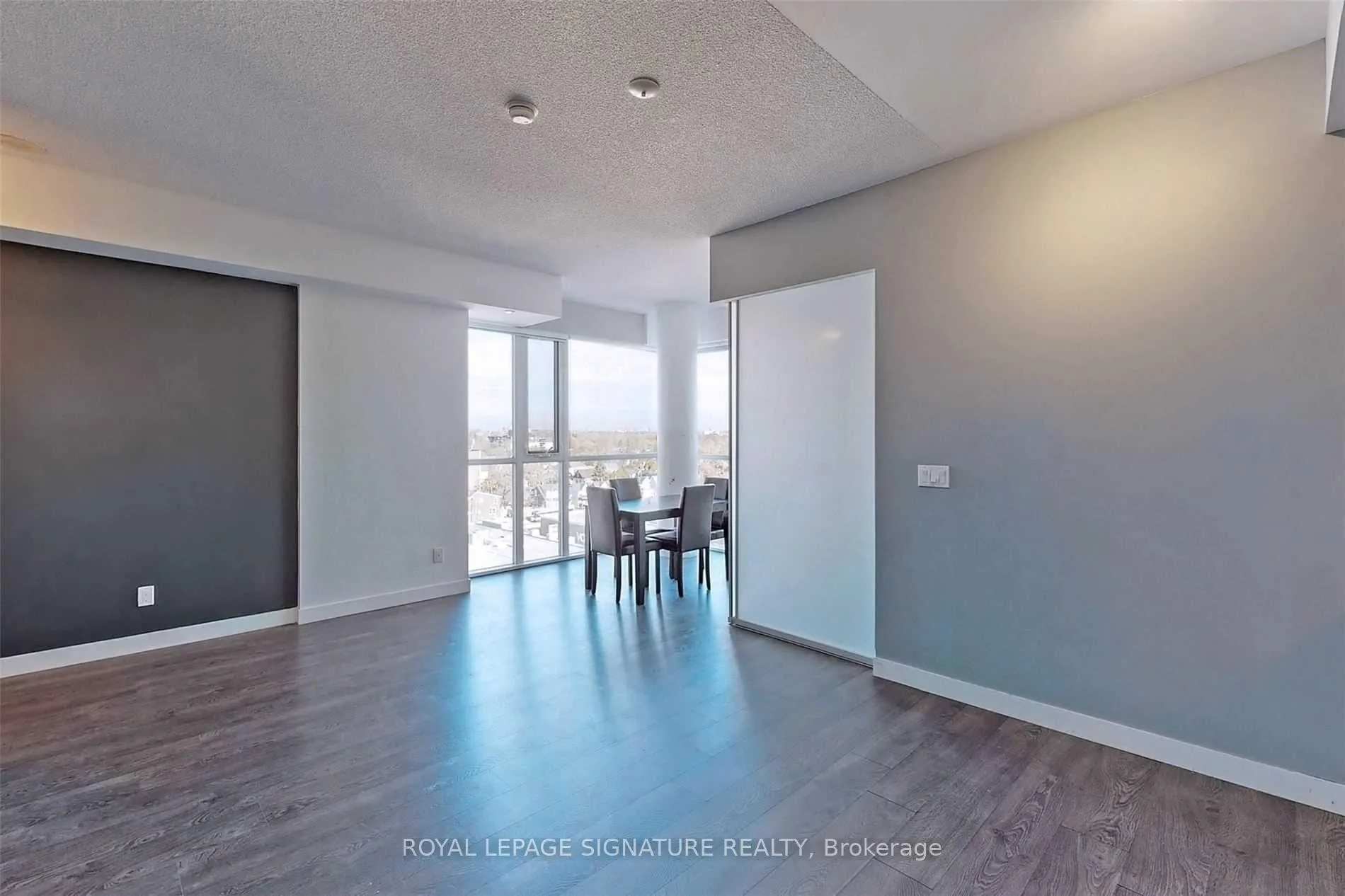 Photo 3 of Unit 807, 2055 Danforth Avenue, Toronto, Woodbine Corridor — HOMEH