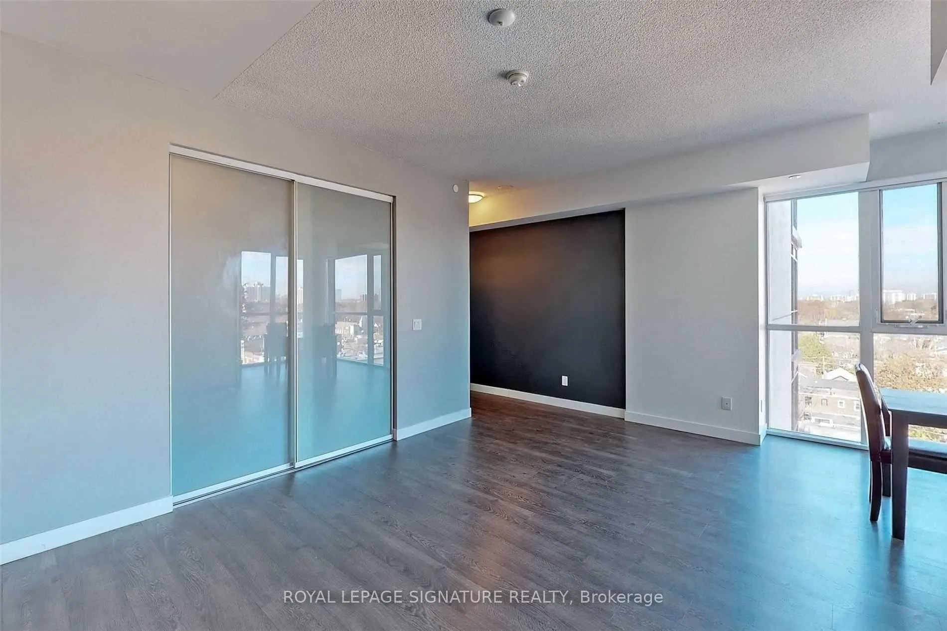 Photo 8 of Unit 807, 2055 Danforth Avenue, Toronto, Woodbine Corridor — HOMEH