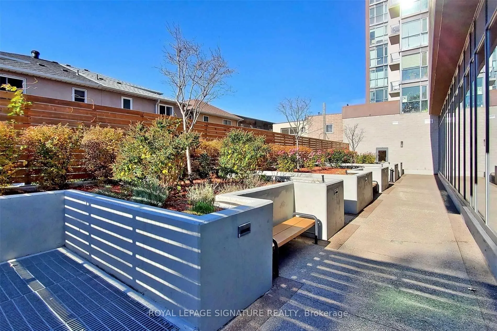 Photo 18 of Unit 807, 2055 Danforth Avenue, Toronto, Woodbine Corridor — HOMEH