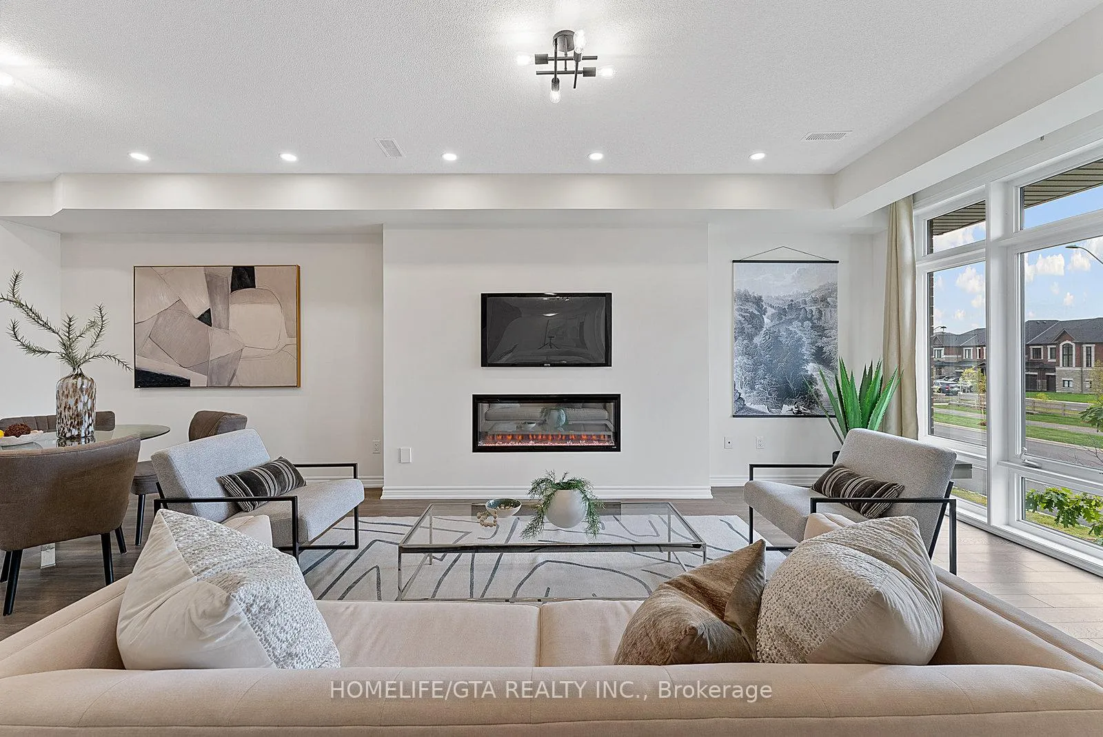Photo 11 of 7 Holyrood Crescent, Vaughan, Kleinburg — HOMEH