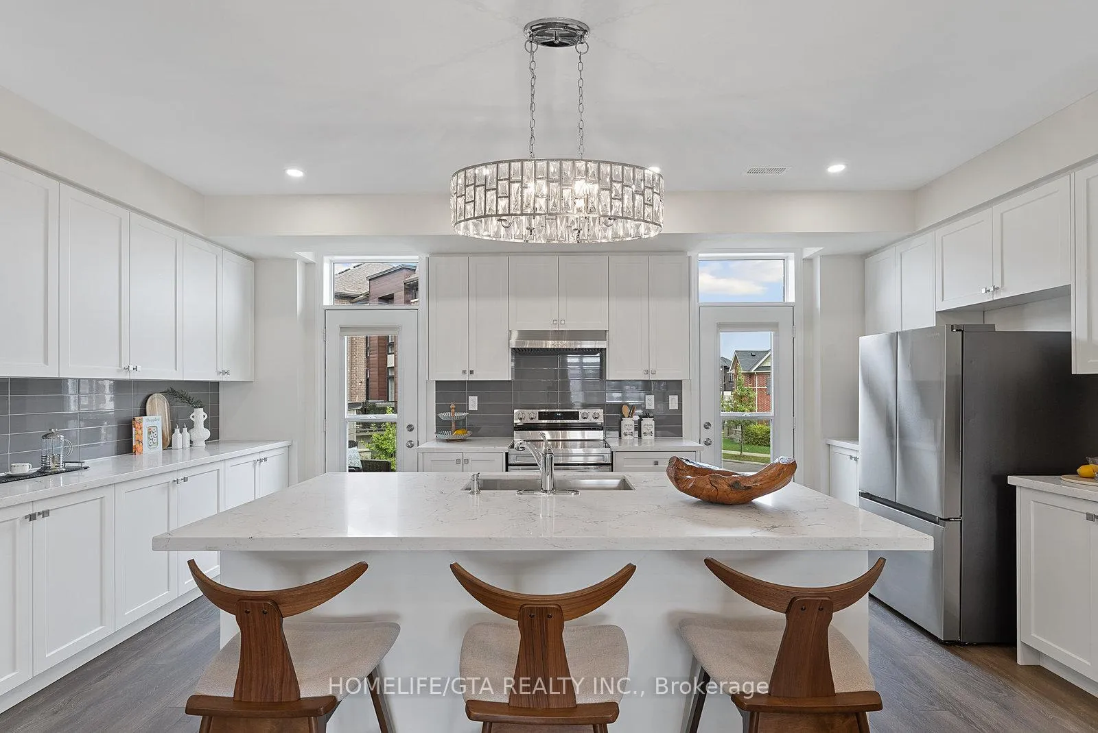 Photo 21 of 7 Holyrood Crescent, Vaughan, Kleinburg — HOMEH