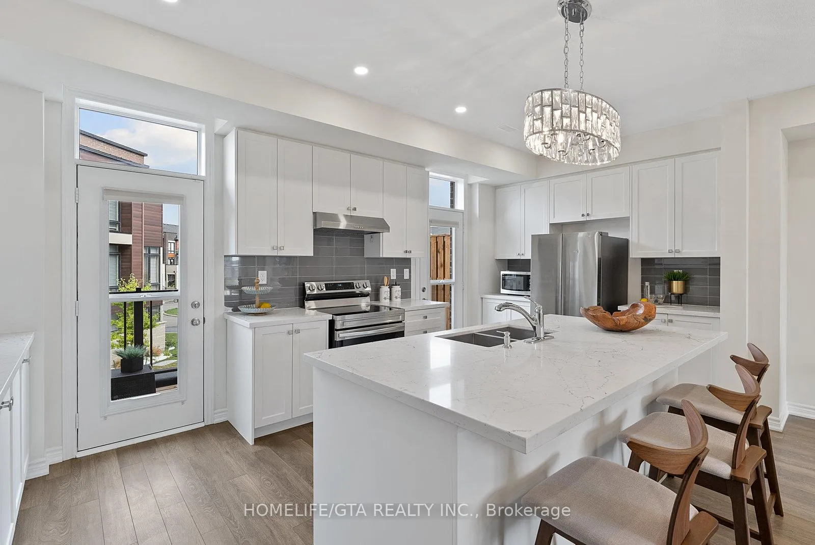 Photo 22 of 7 Holyrood Crescent, Vaughan, Kleinburg — HOMEH