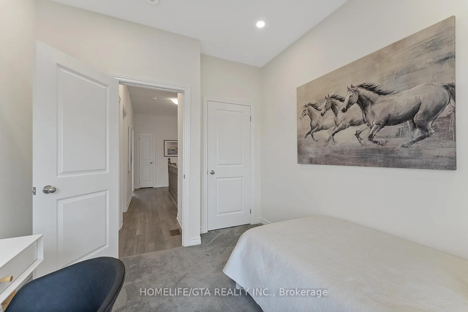 Photo 45 of 7 Holyrood Crescent, Vaughan, Kleinburg — HOMEH