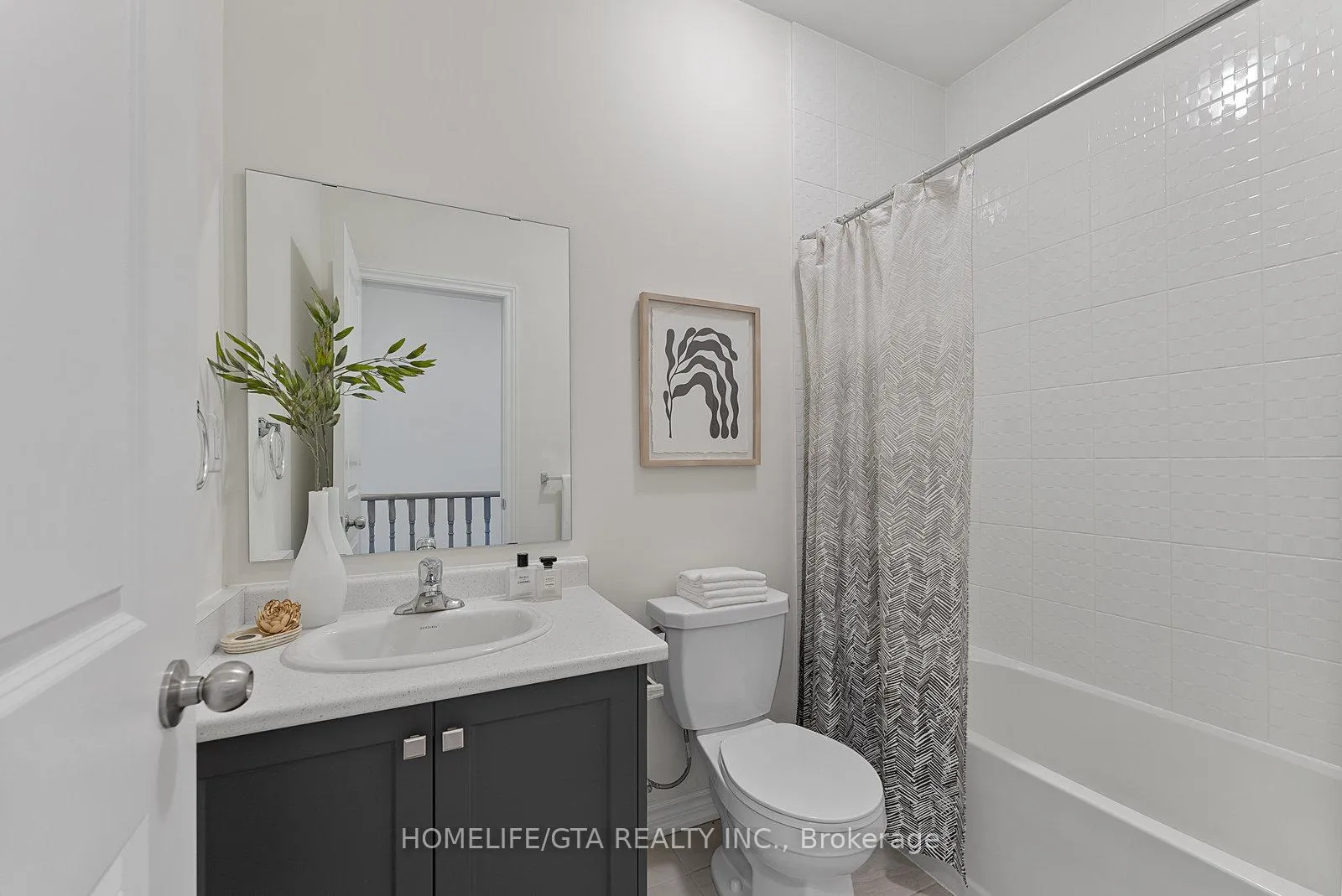 Photo 46 of 7 Holyrood Crescent, Vaughan, Kleinburg — HOMEH