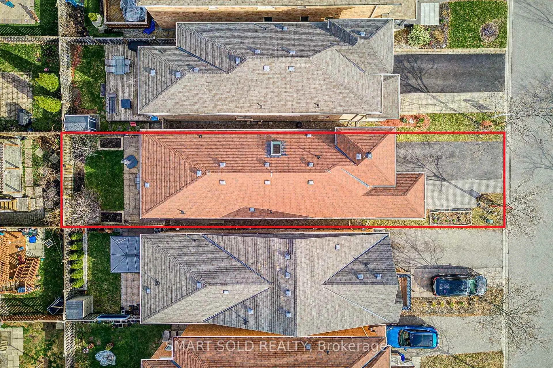 Photo 4 of 28 Catalpa Crescent, Vaughan, Patterson — HOMEH