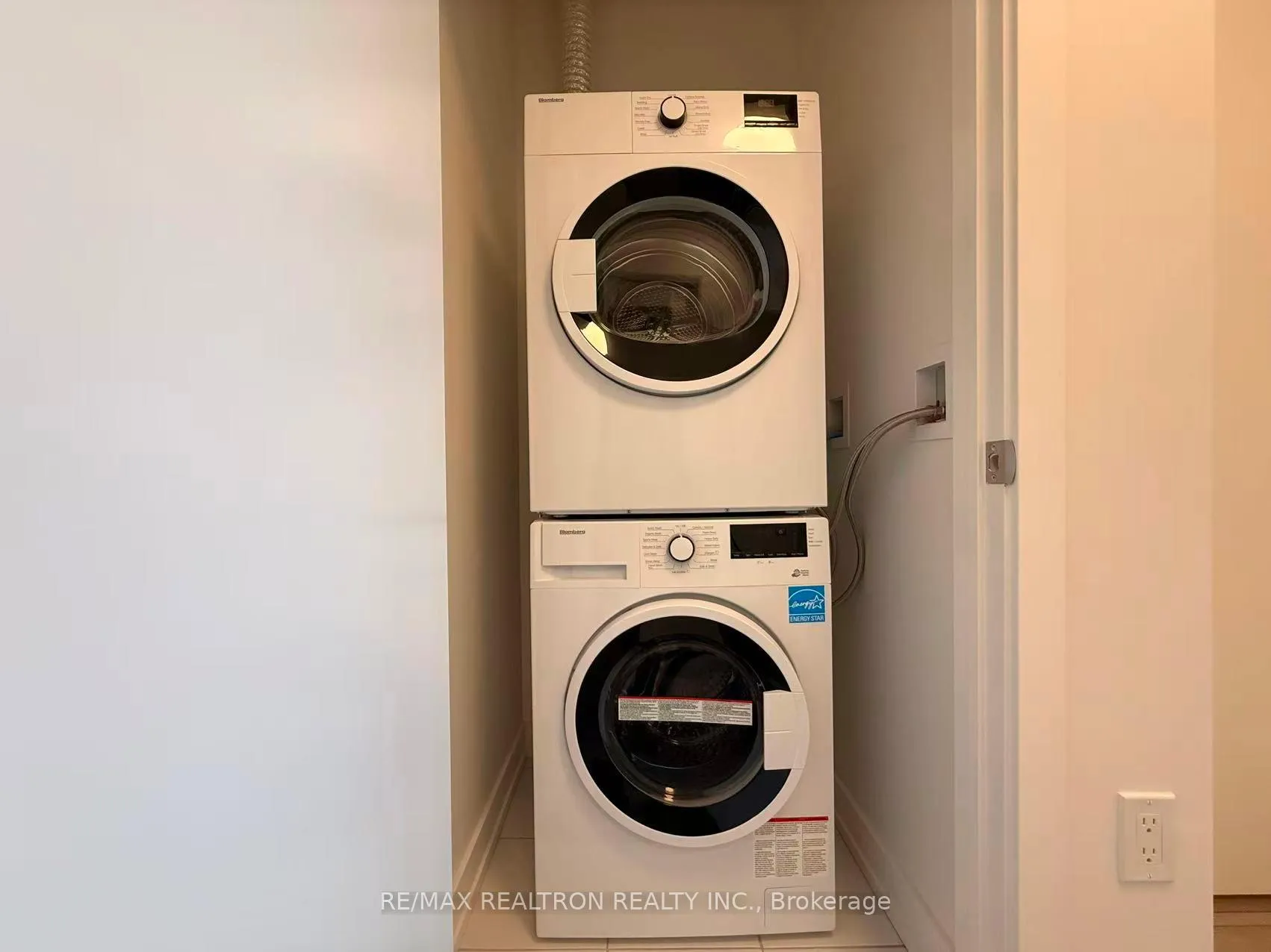 Photo 15 of Unit 711, 110 Broadway Avenue, Toronto, Mount Pleasant West — HOMEH