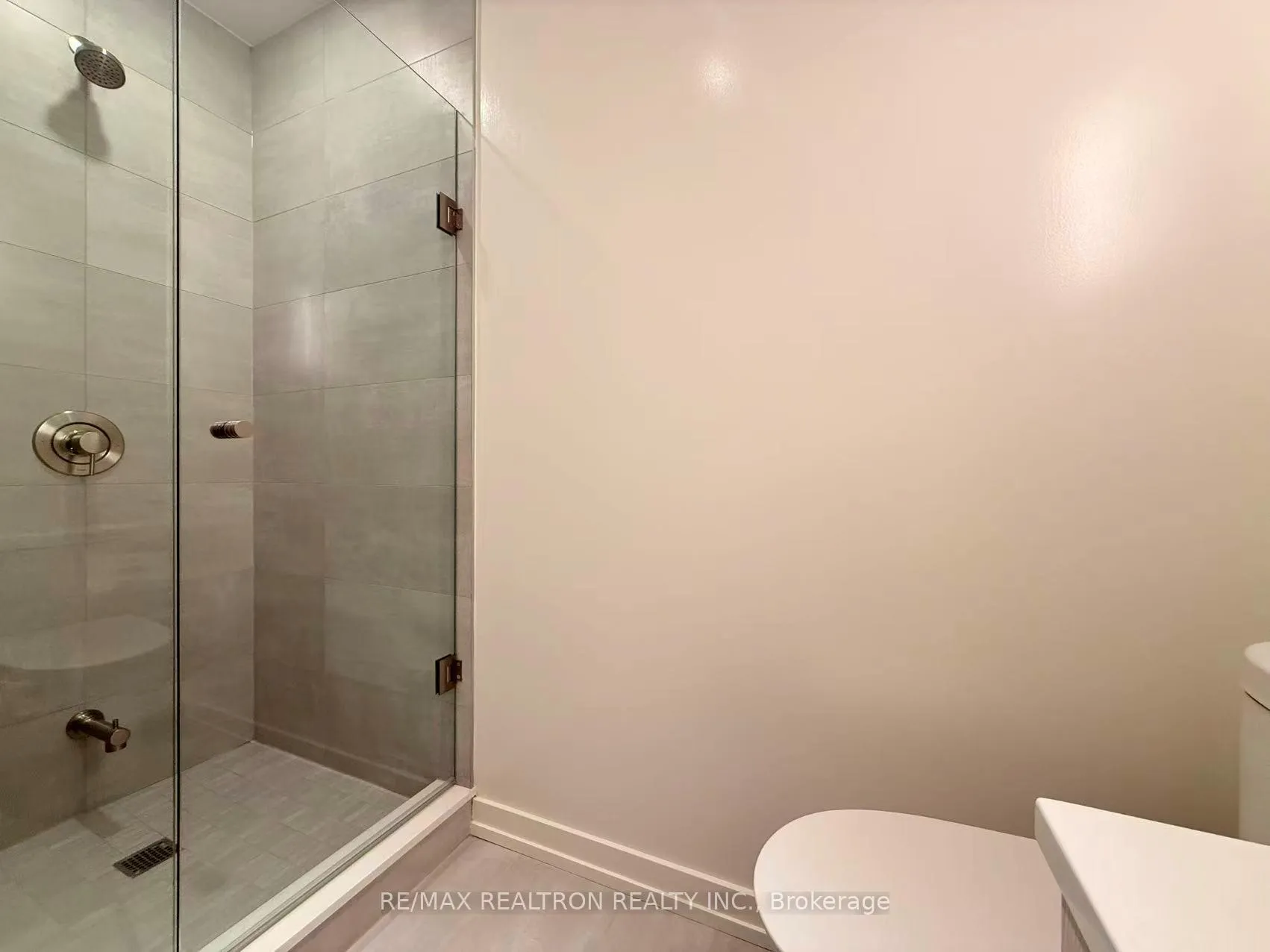 Photo 17 of Unit 711, 110 Broadway Avenue, Toronto, Mount Pleasant West — HOMEH