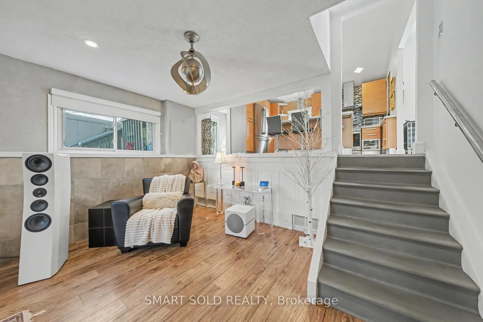 Photo 32 of 210 Parkview Drive, Innisfil, Churchill — HOMEH