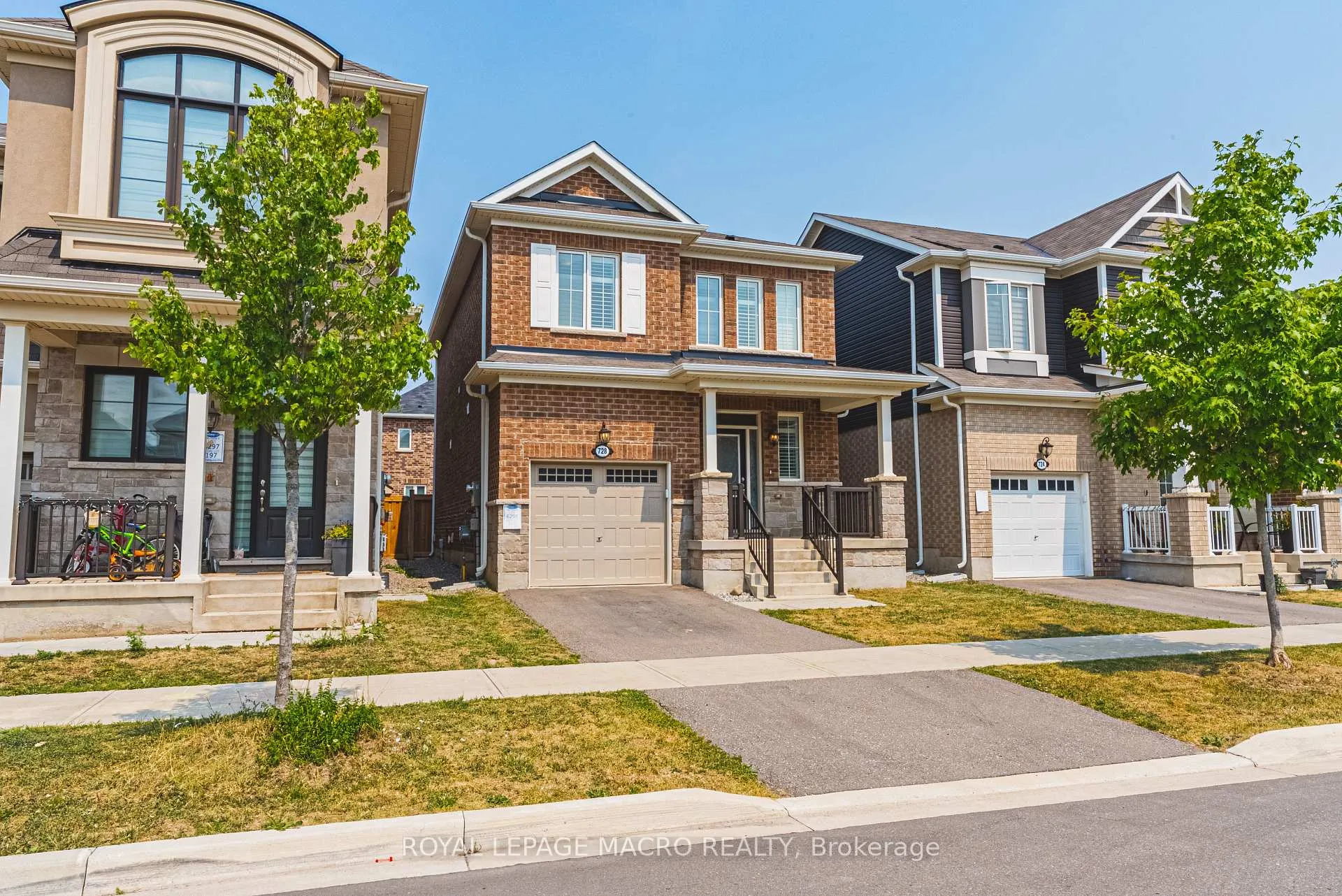 Photo 5 of 728 Kennedy Circle W, Milton, Cobban — HOMEH