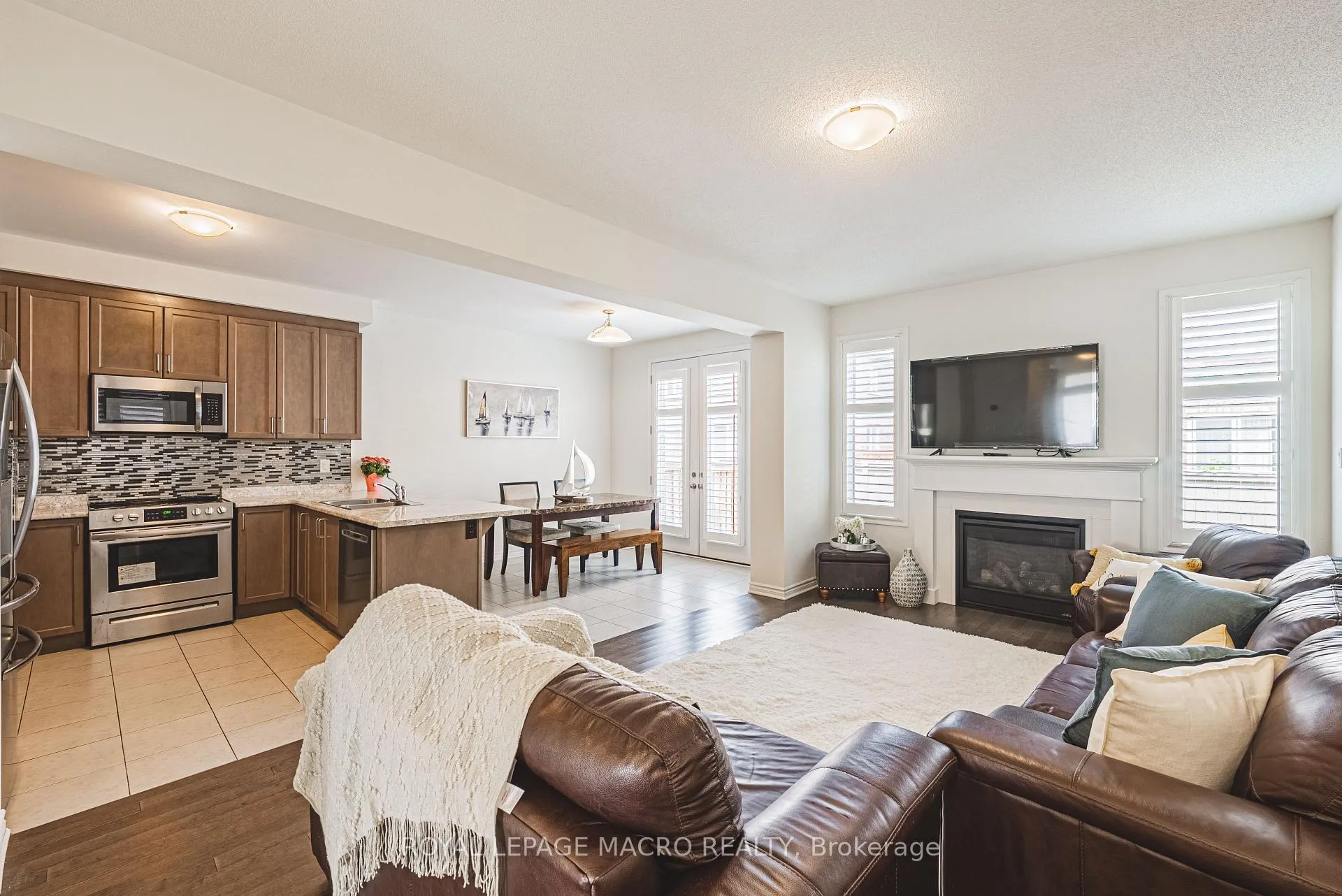 Photo 20 of 728 Kennedy Circle W, Milton, Cobban — HOMEH