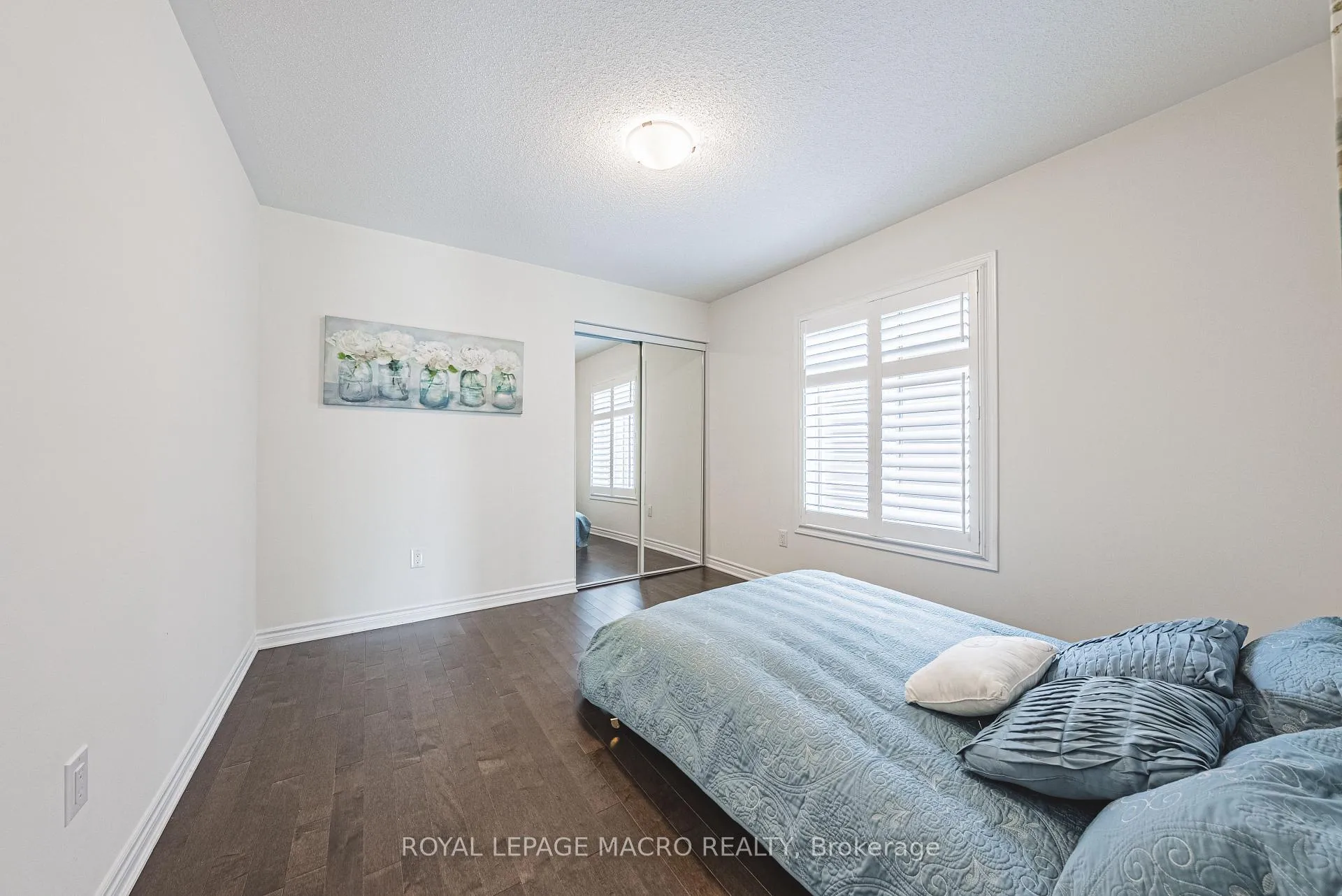 Photo 22 of 728 Kennedy Circle W, Milton, Cobban — HOMEH