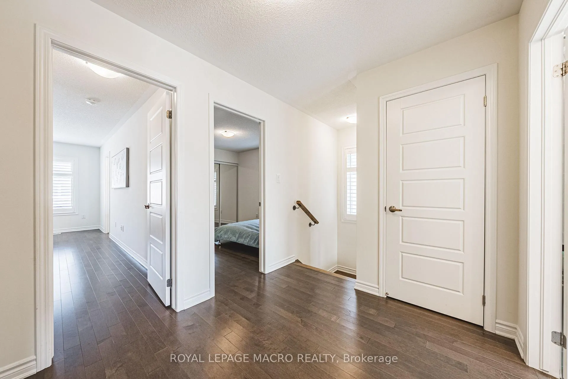 Photo 24 of 728 Kennedy Circle W, Milton, Cobban — HOMEH