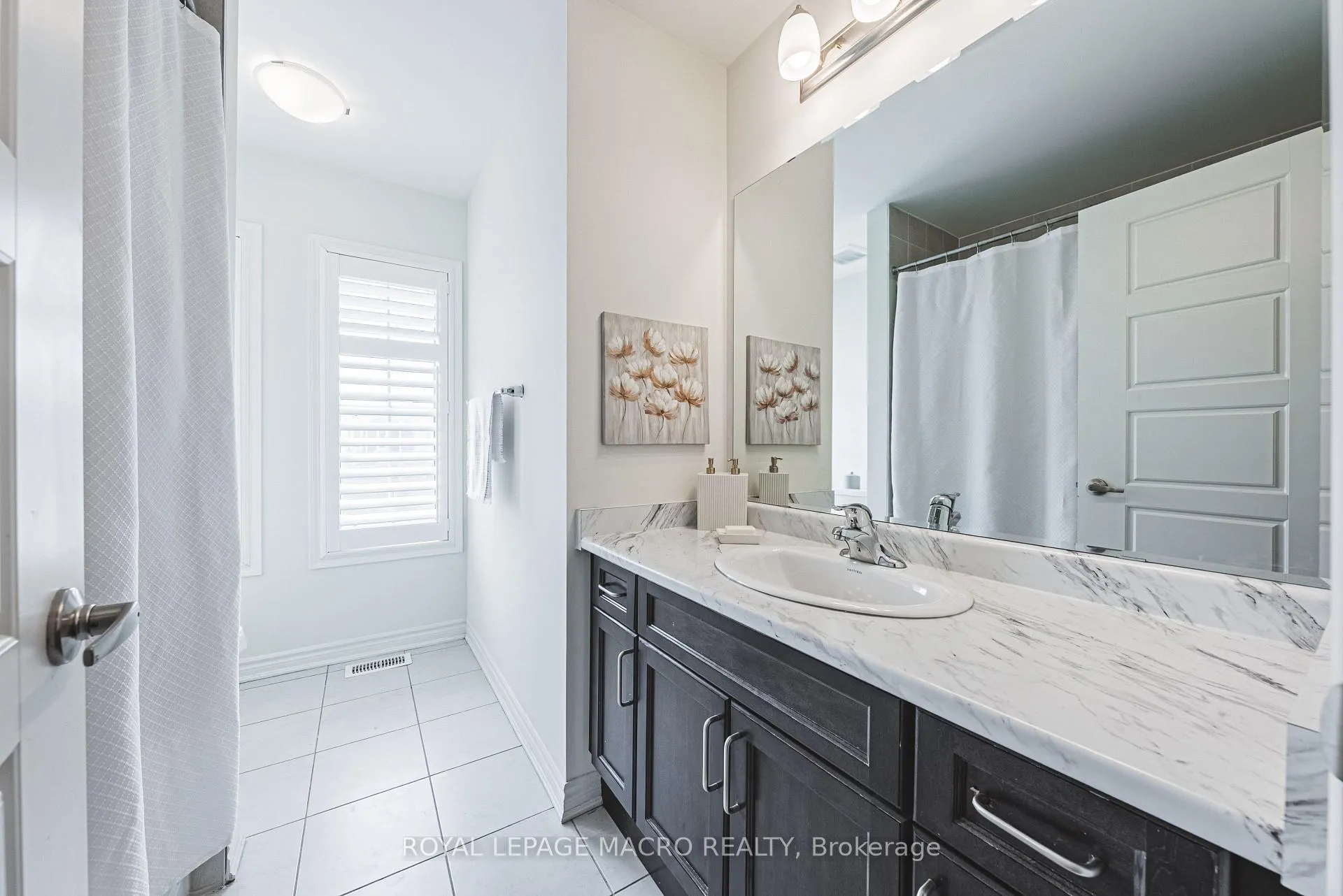 Photo 25 of 728 Kennedy Circle W, Milton, Cobban — HOMEH