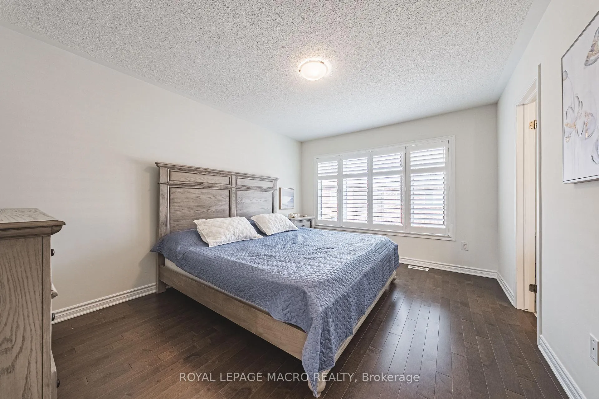 Photo 30 of 728 Kennedy Circle W, Milton, Cobban — HOMEH