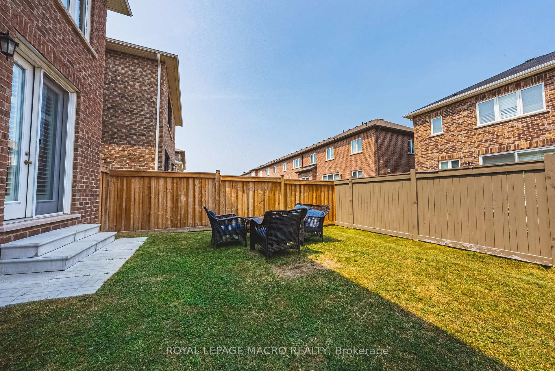 Photo 36 of 728 Kennedy Circle W, Milton, Cobban — HOMEH