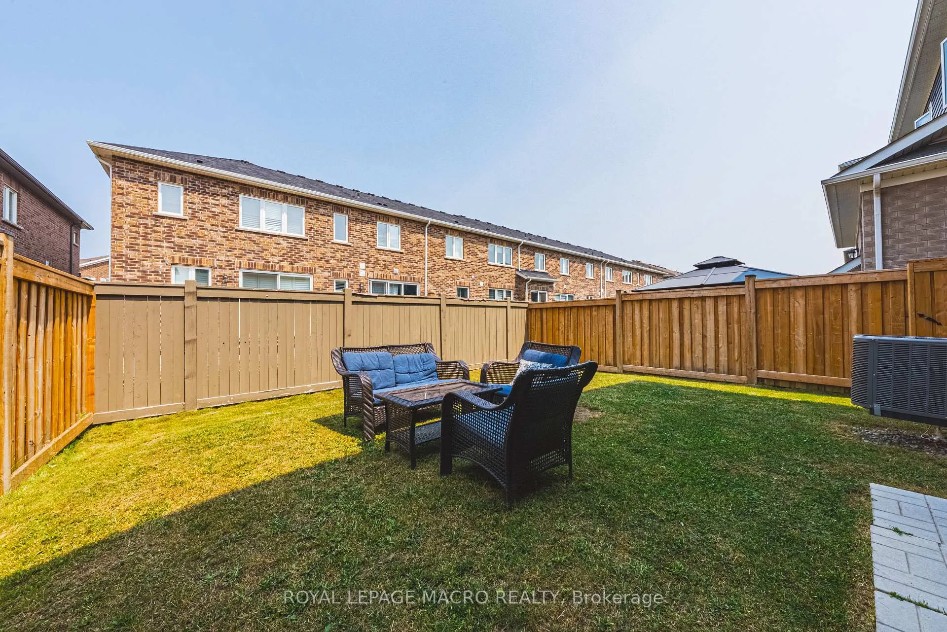 Photo 38 of 728 Kennedy Circle W, Milton, Cobban — HOMEH